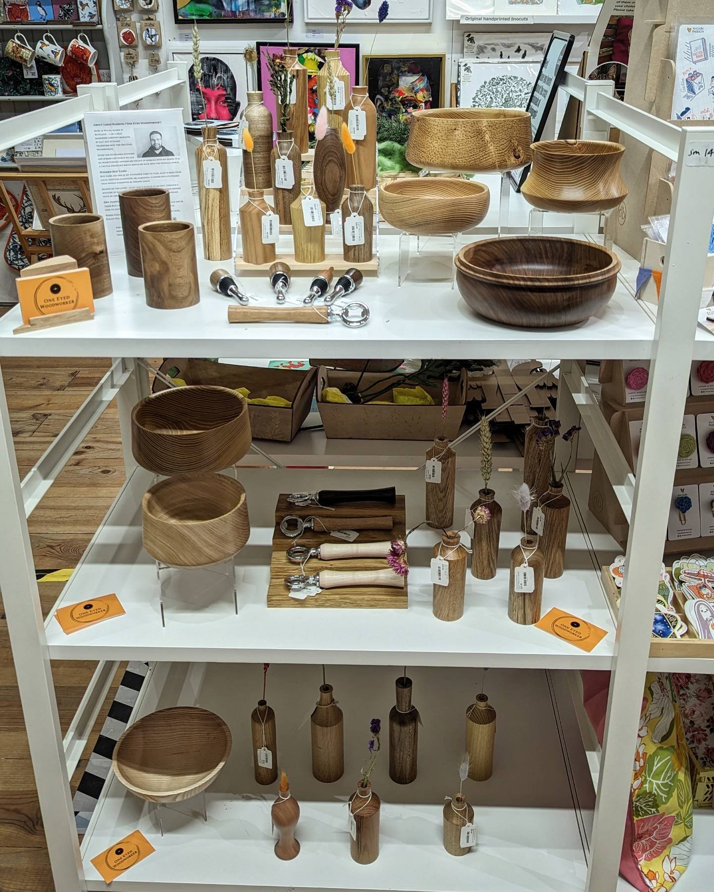 I upgraded my rent at @scottishdesignexchange in Edinburgh today. From 1 shelf to 3 - almost exactly 2 years from when I first started selling through them. 

It's also been great to expand my items to now sell my bowls and pots. Thanks to the people
