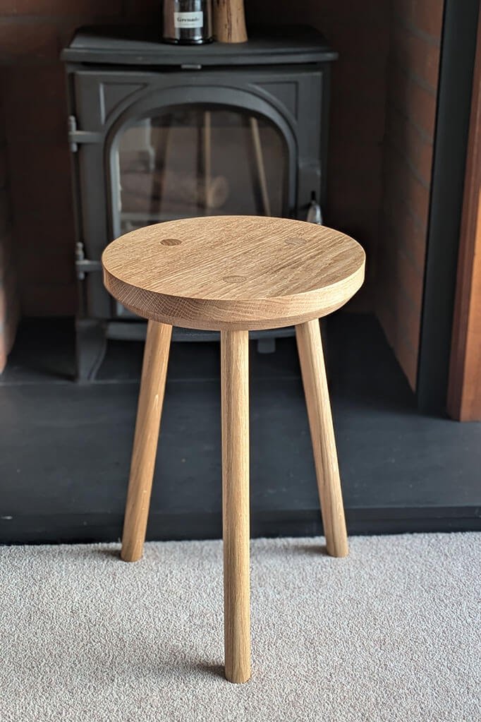 new-oak-stool-3-legs-1.jpg
