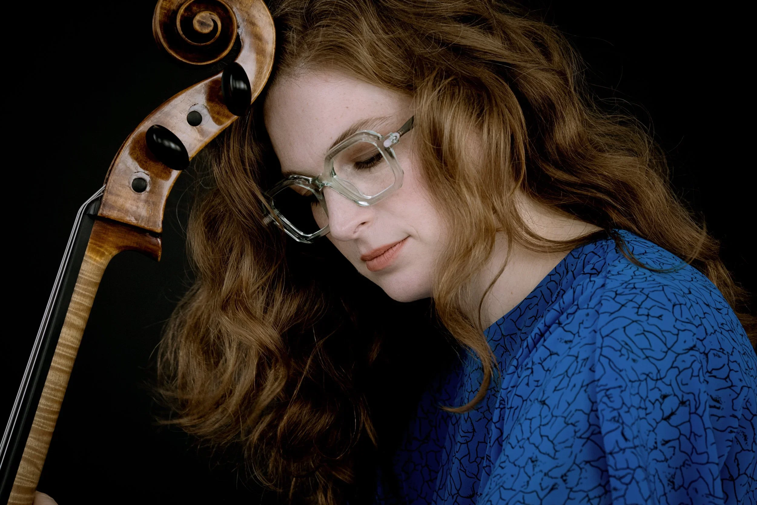 Sarah Rommel, cello