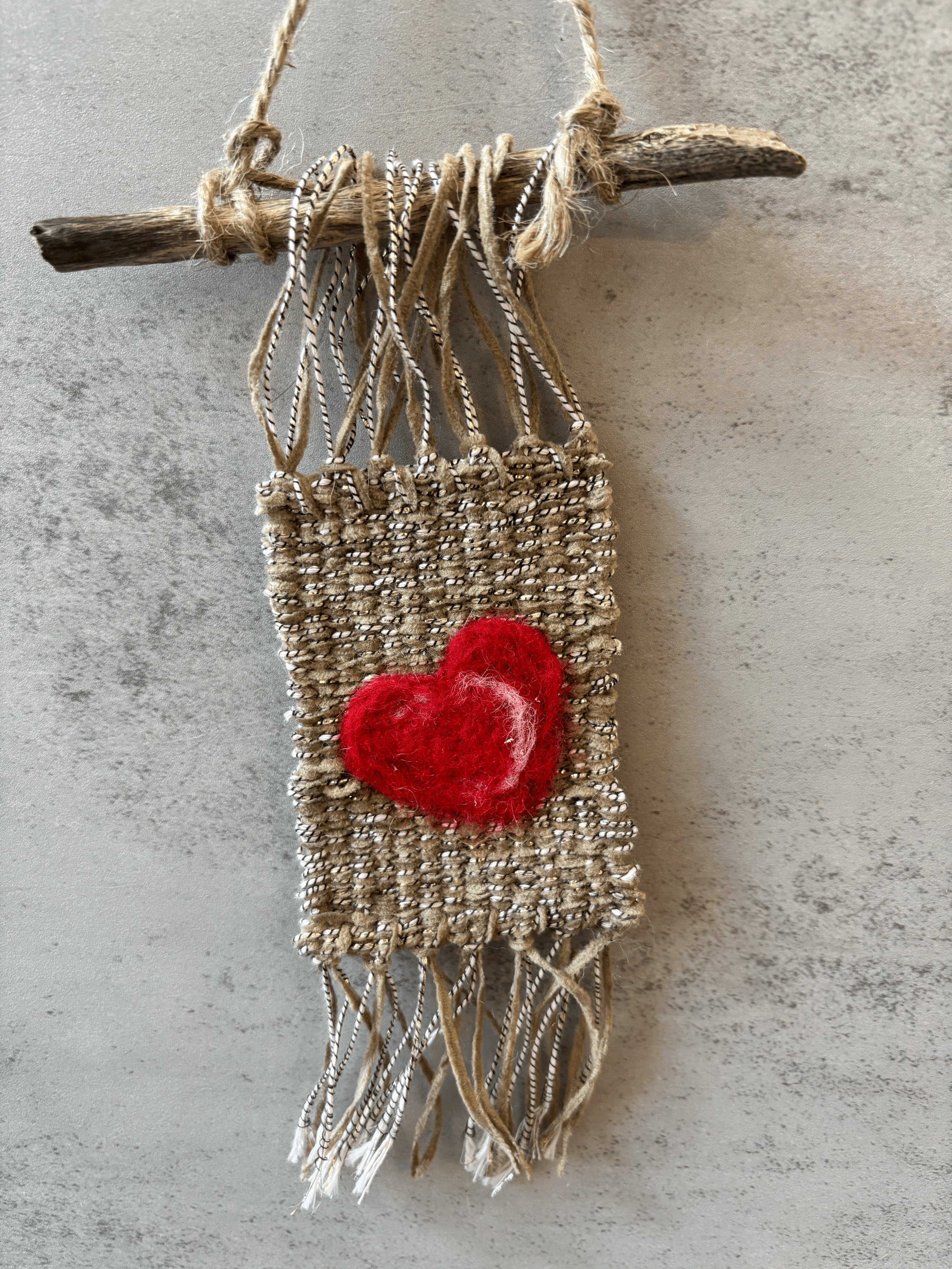 Small Glitter Background Heart Wall Hanging