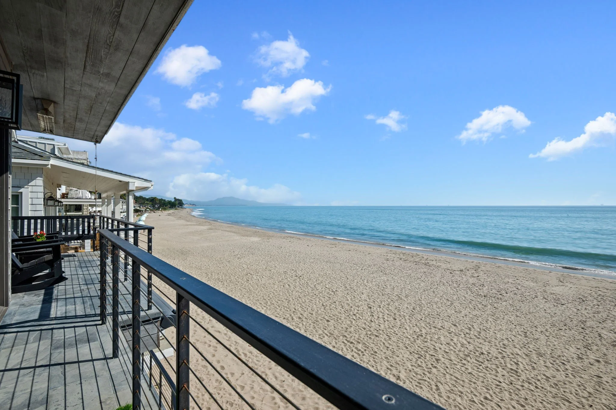 32 - Bedroom Balcony.jpg