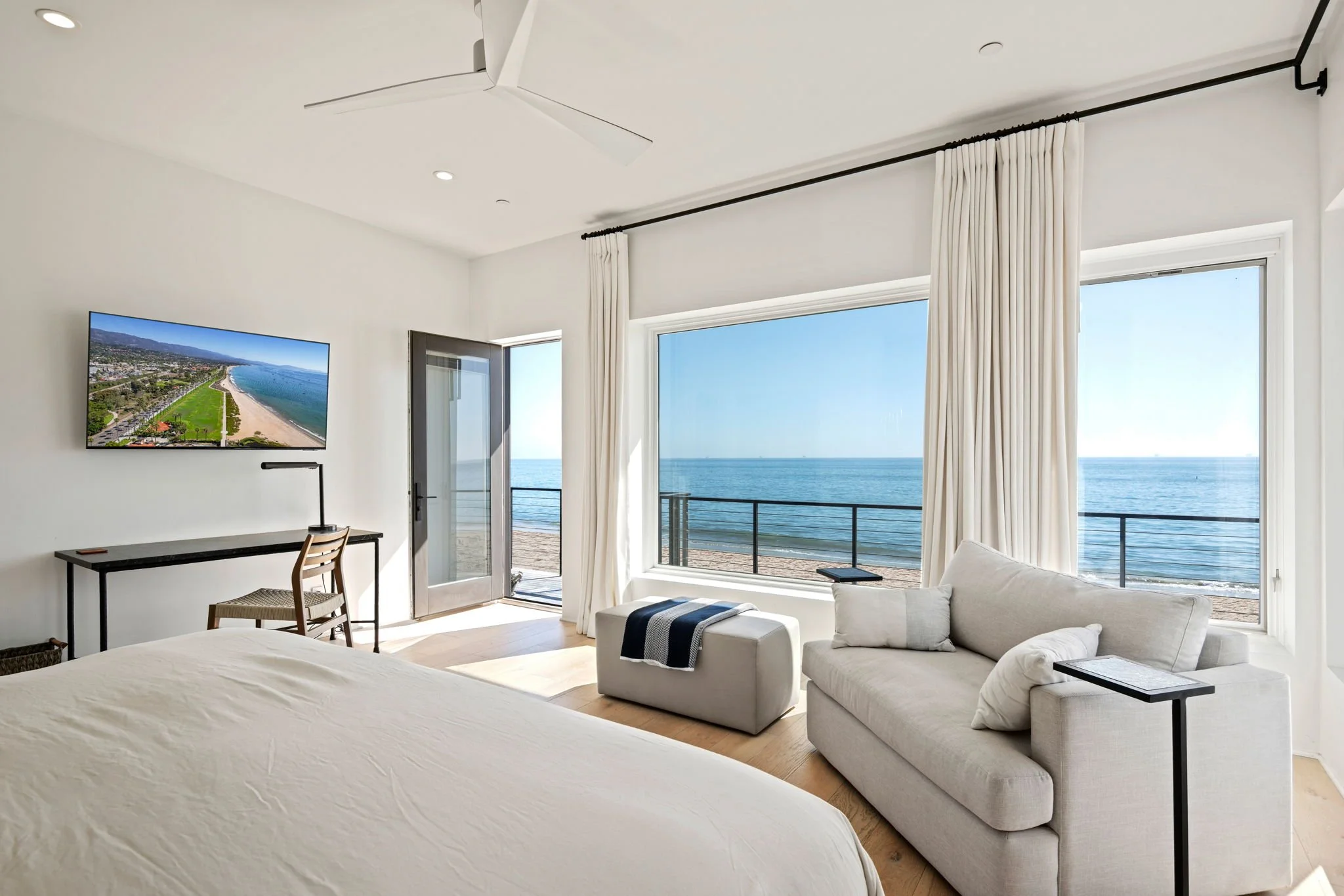 30 - Primary Bedroom.jpg