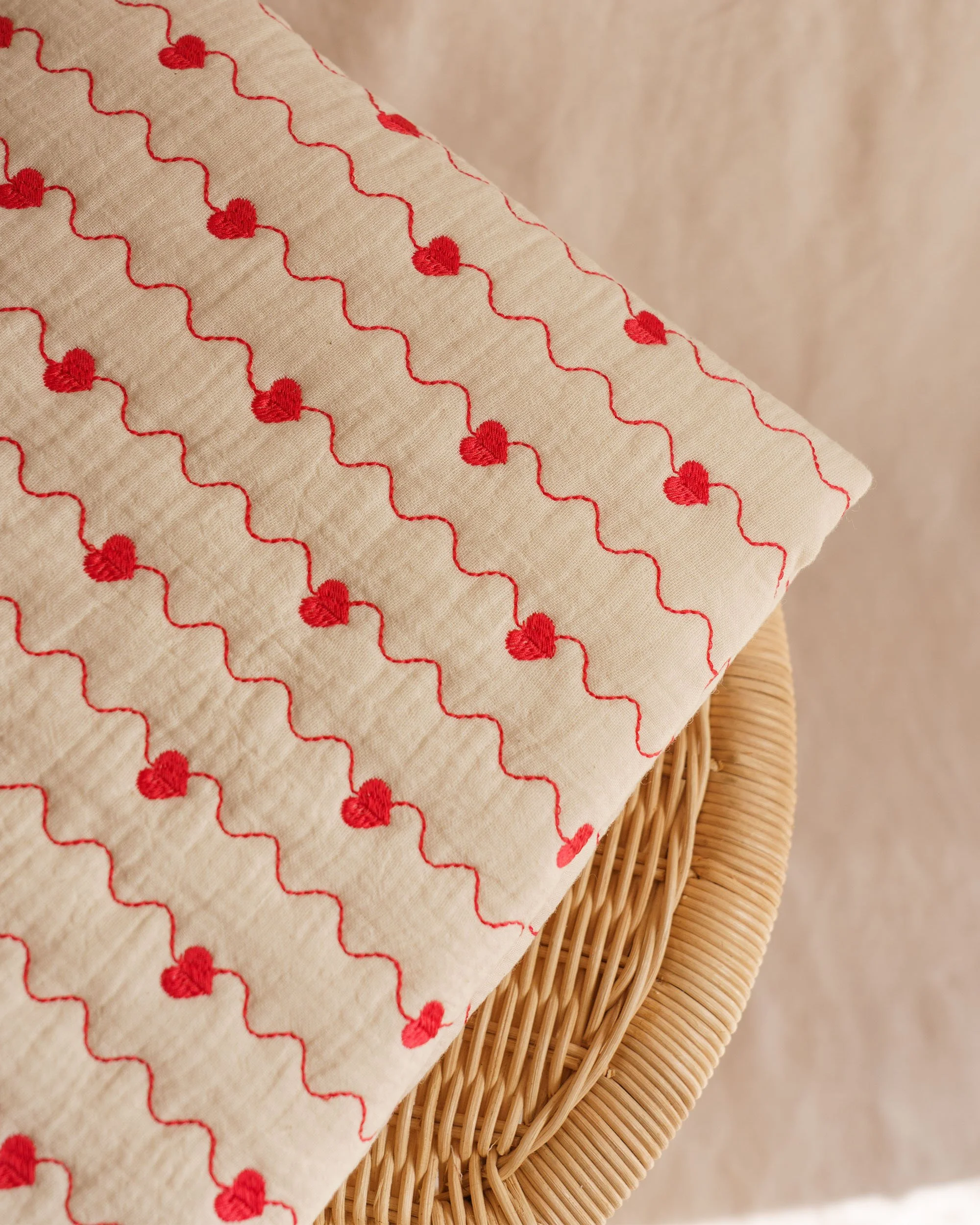 Quilted cotton / Natural with Red Heart Embroidery