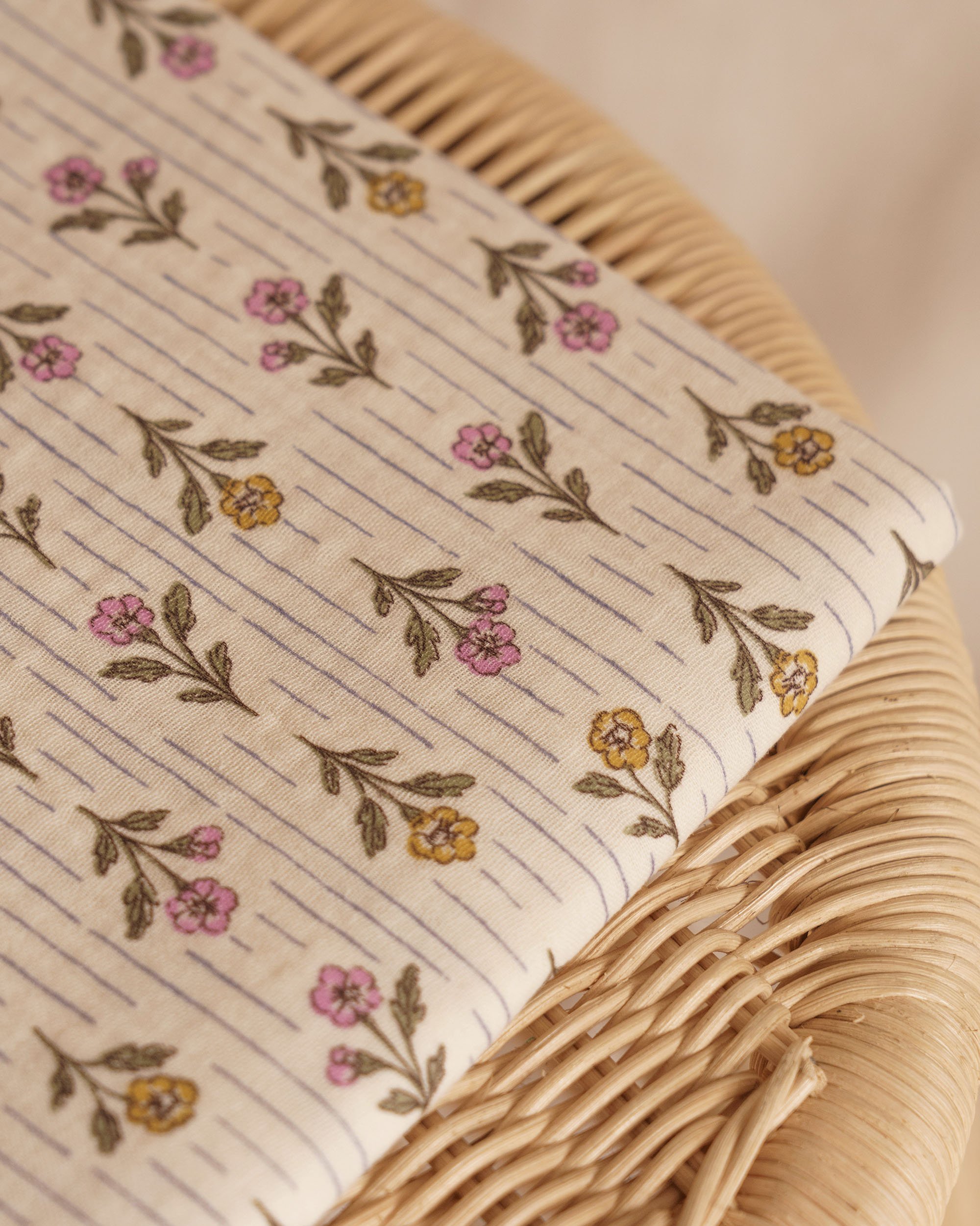 Hue_Saturation 2 copy 21.jpg