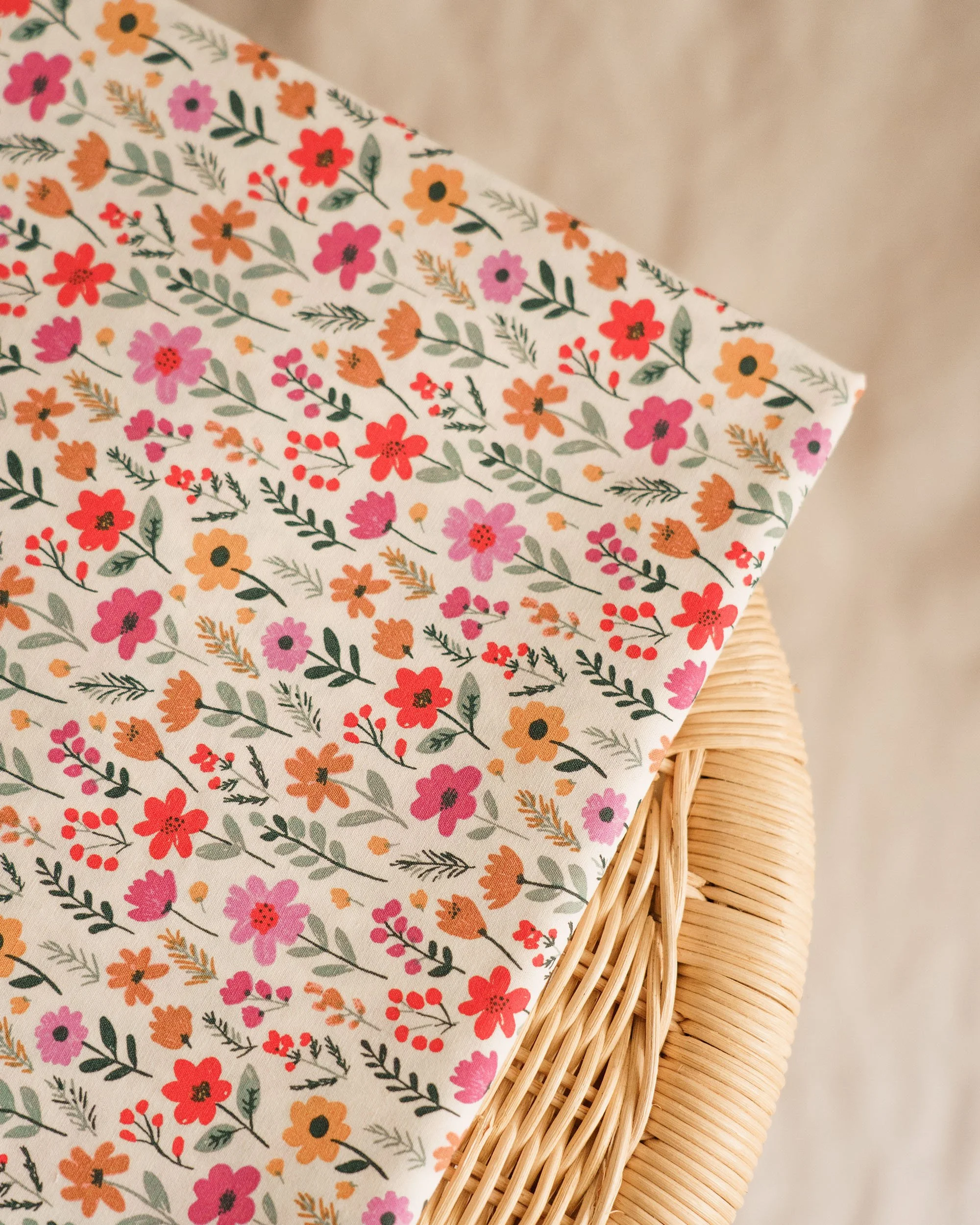 Cotton / off white / meadow