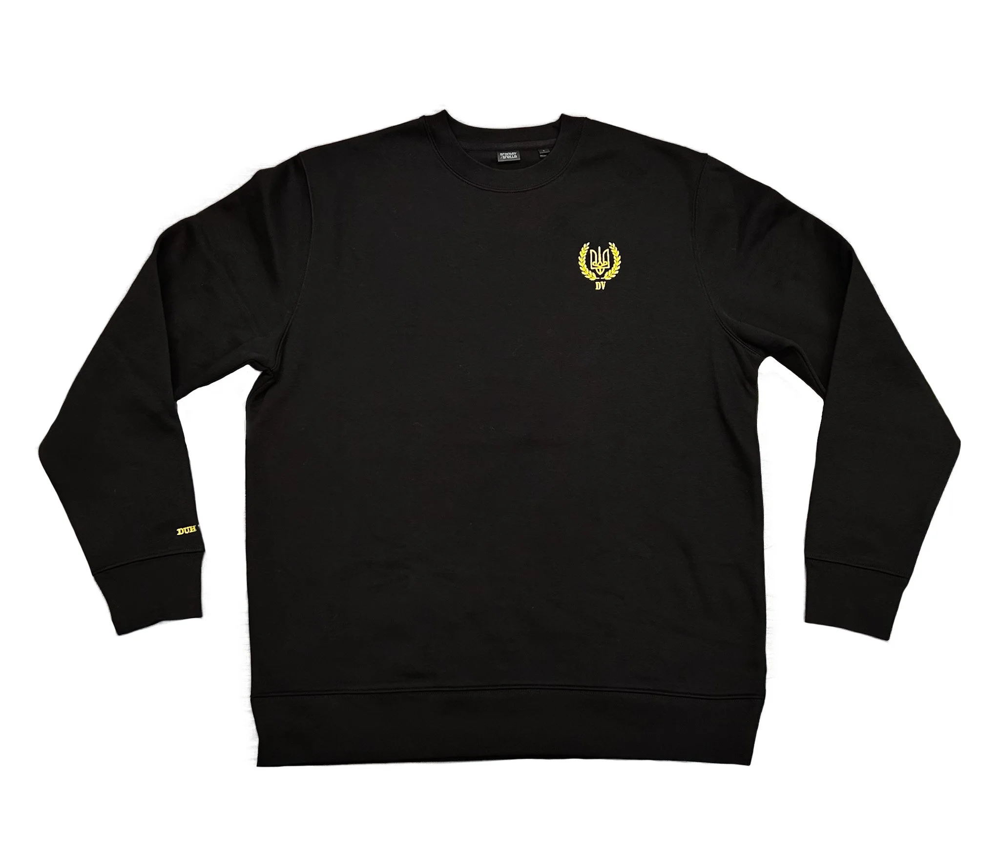 Тризуб у віночку з колосків і літери DV, Tryzub in a wreath of wheat with the letters DV, DUH VOLI UNITED24 Clothing that helps Ukraine