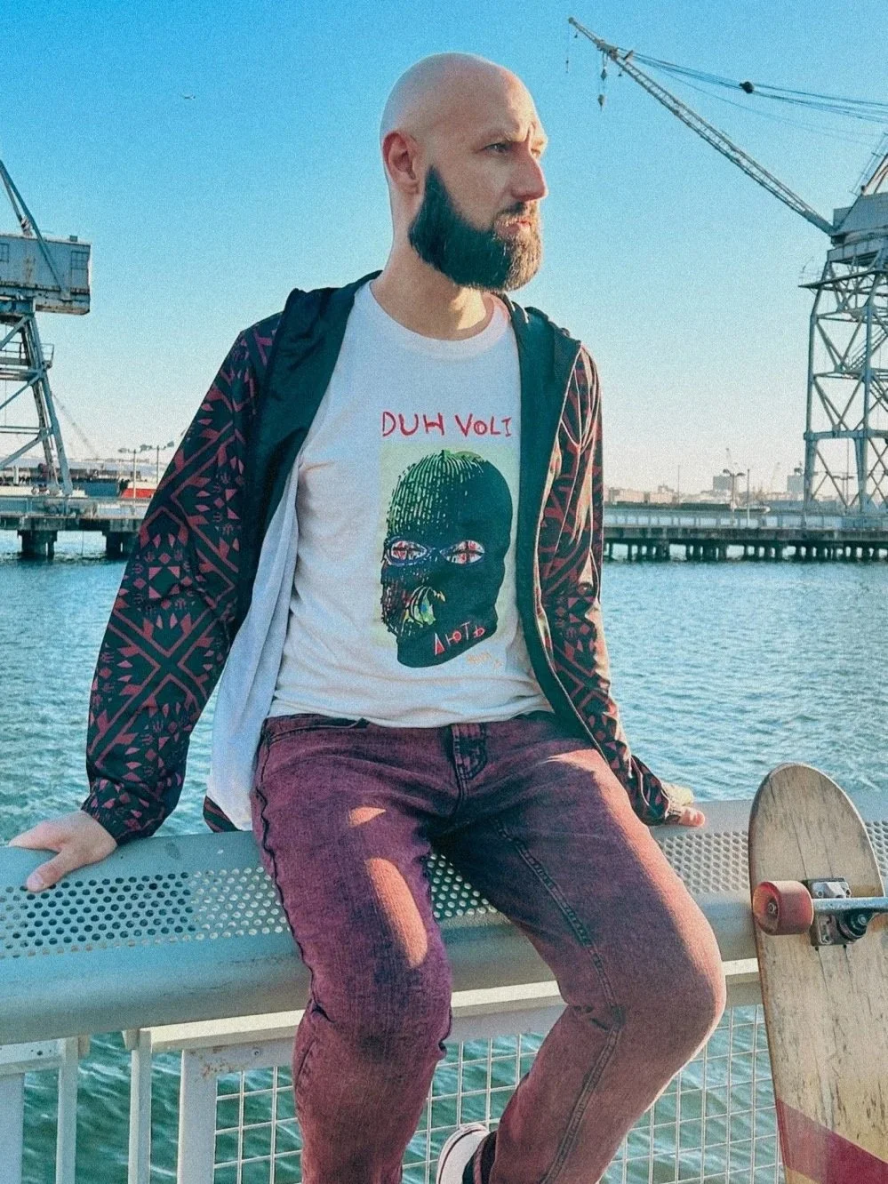 LYUT DUH VOLI BAIIDA Tee duhvoli original art by a Ukrainian artist based in NYC