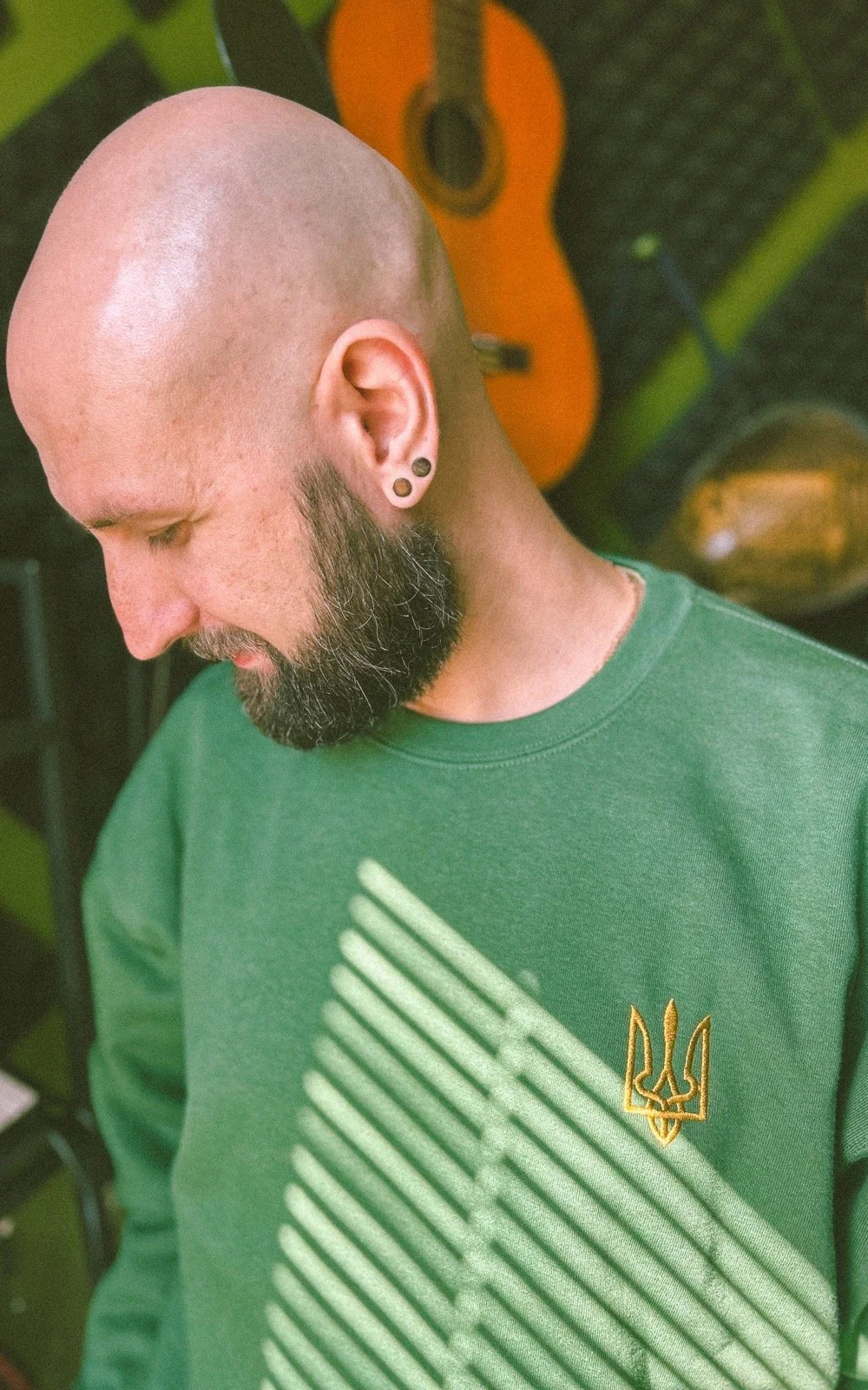 Gold Tryzub on Green Sweatshirt Zelensky style Ukraine DUH VOLI Ukrainians Duh Voli clothing