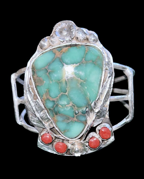 Aliotti-John_JAA-Designs_ring-single-large-green-marbled-turquoise-with-4-red-rounds-603x750.jpg