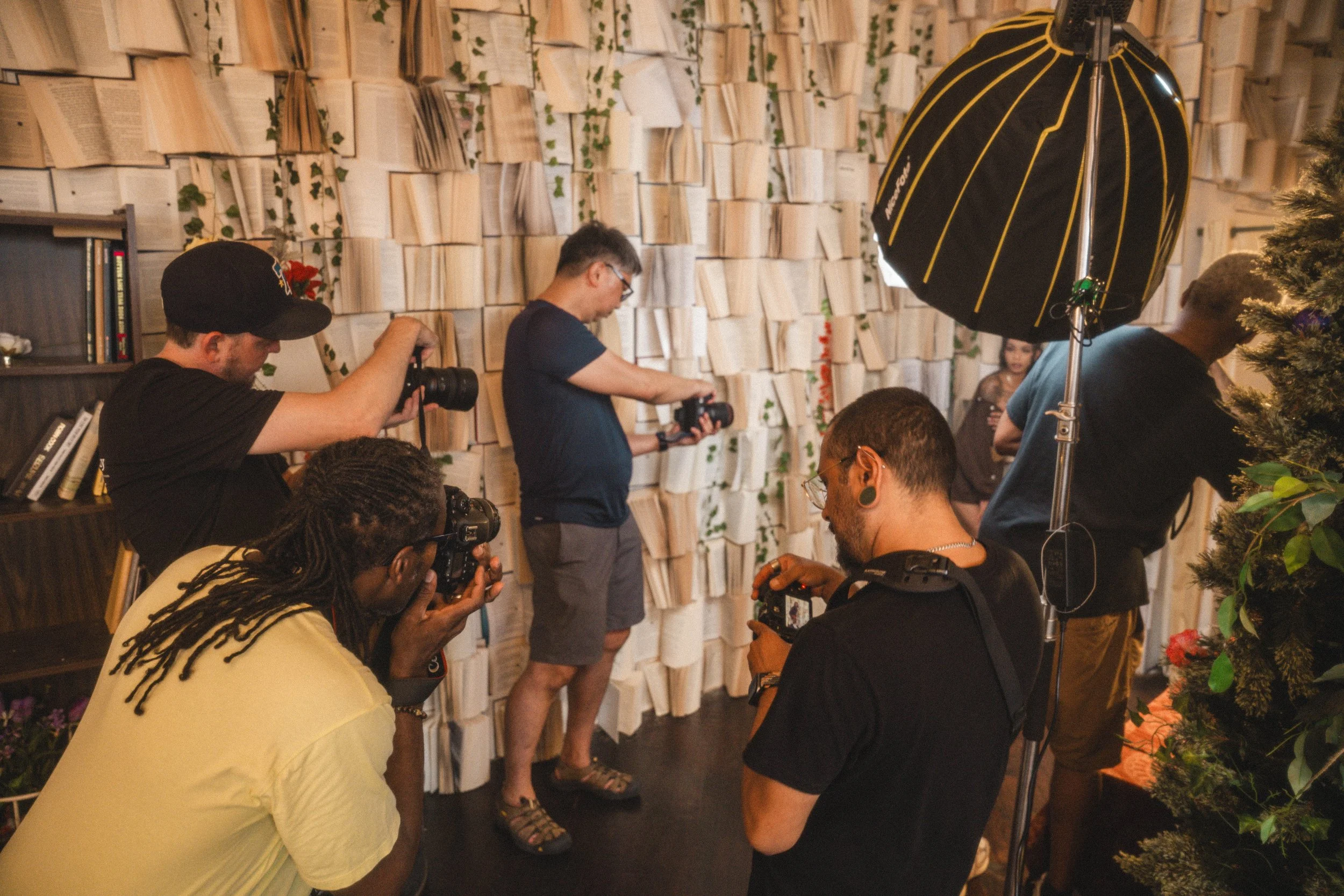 10, wide of photographers by bookwall, -05651.jpg