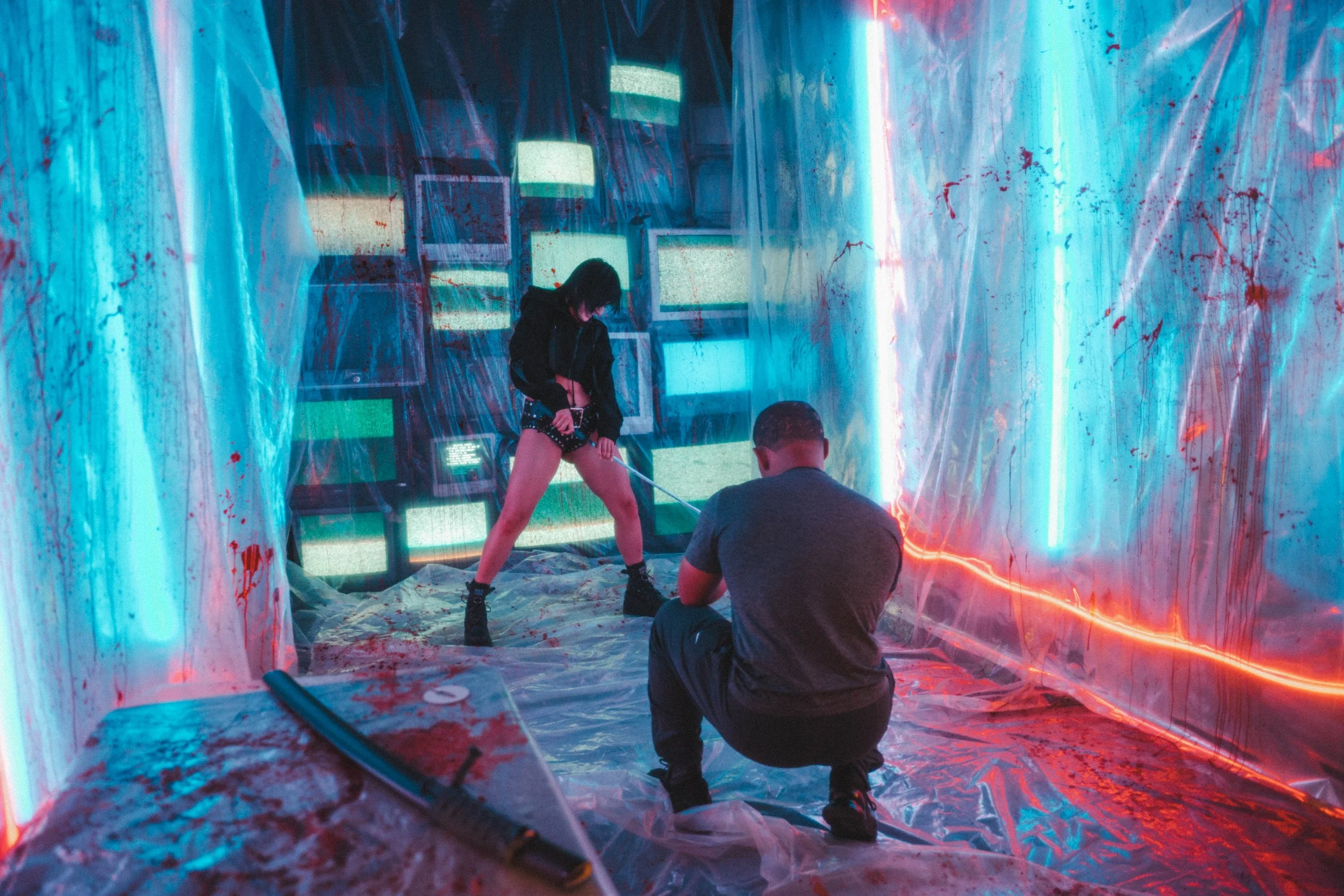 28, kevin and izzy in kill room, -09646.jpg