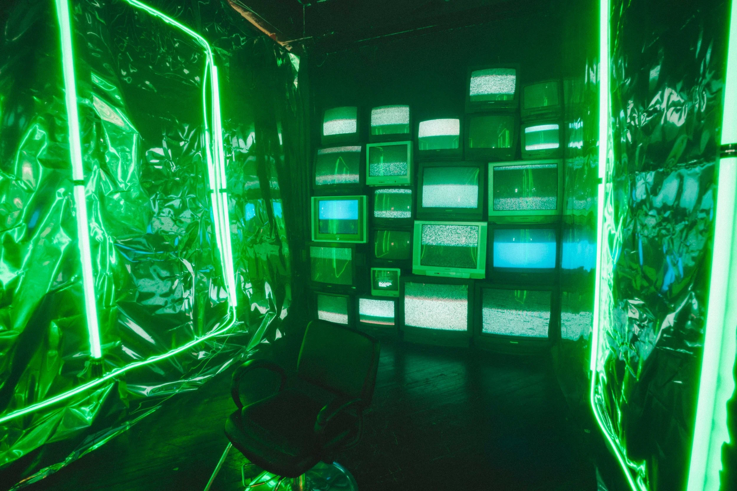 27, tv room, green, -07568.jpg