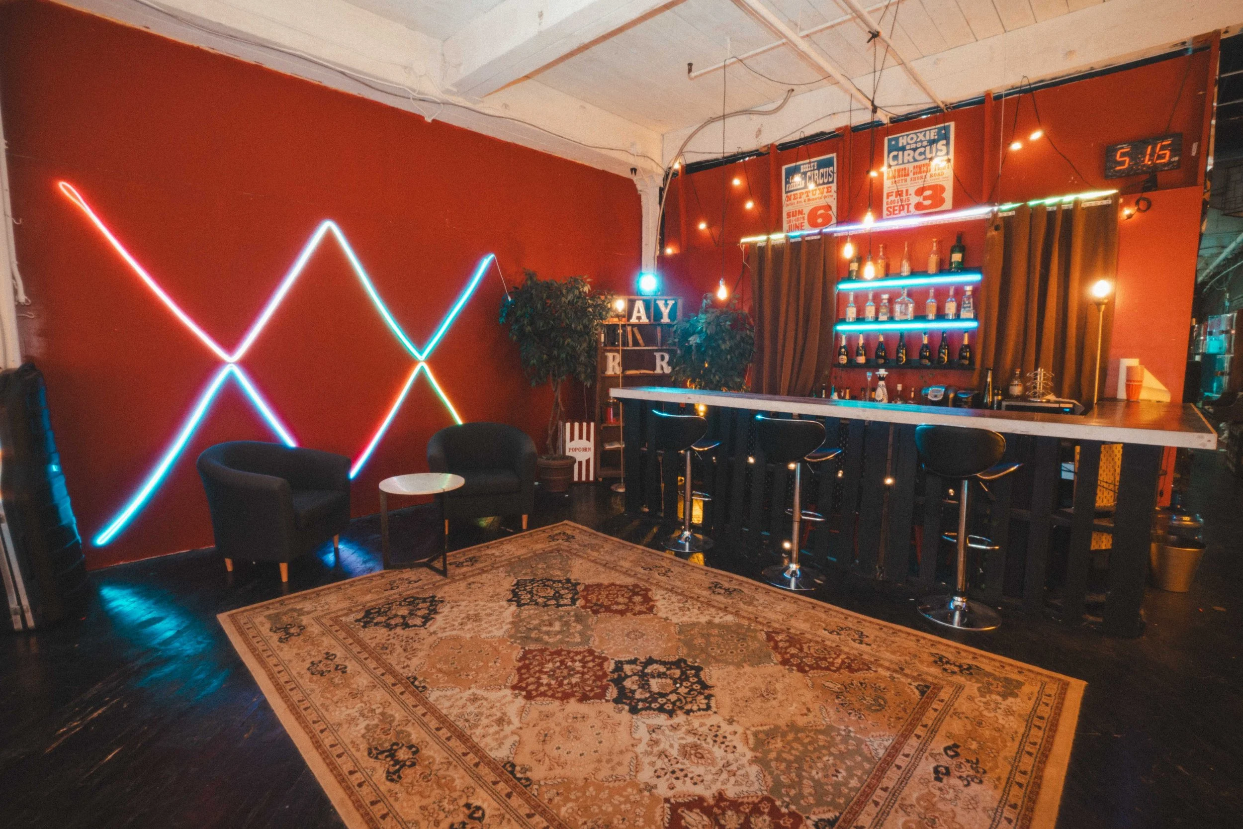 12, bar and xs, -07728.jpg