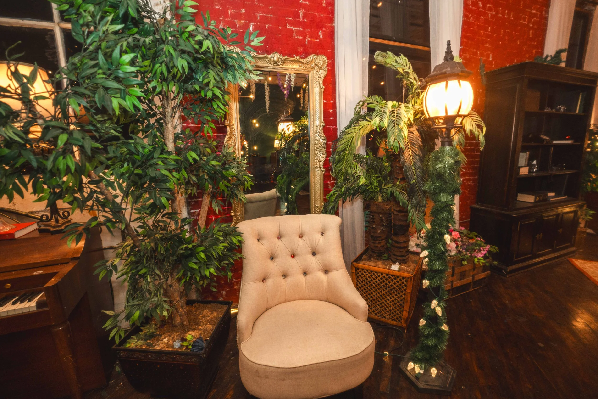 43, mirror, -00597.jpg