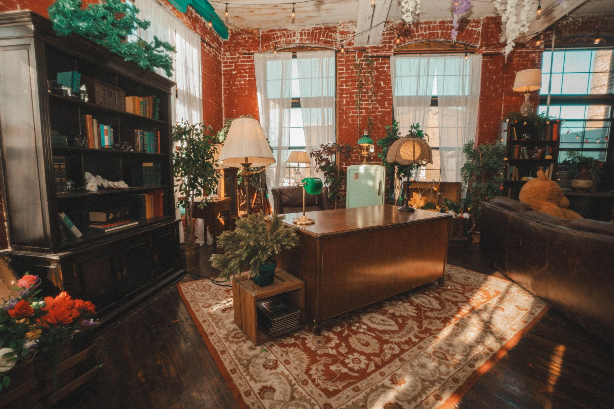 30, desk, -07927.jpg