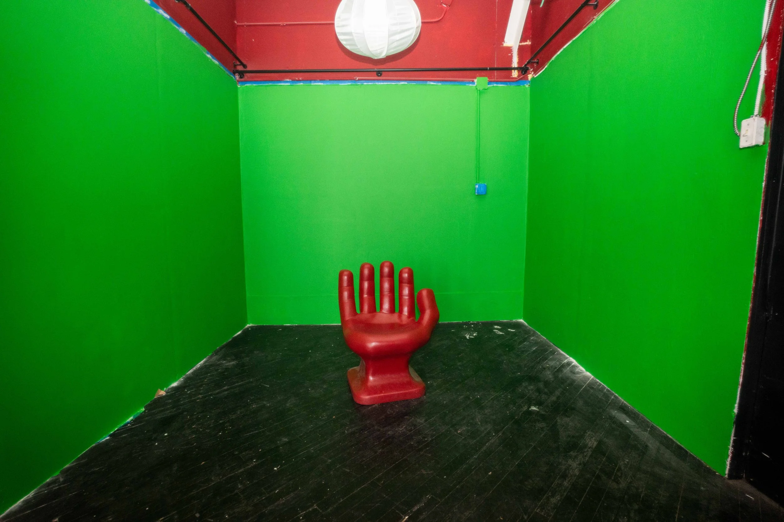 13, green screen room, -07720.jpg