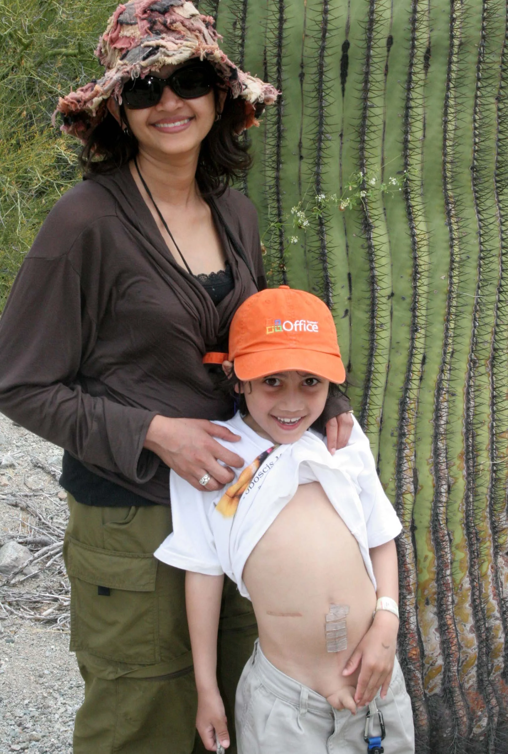 ISLA CATALINA - WITH THE CATALINA BARREL CACTUS (6).JPG