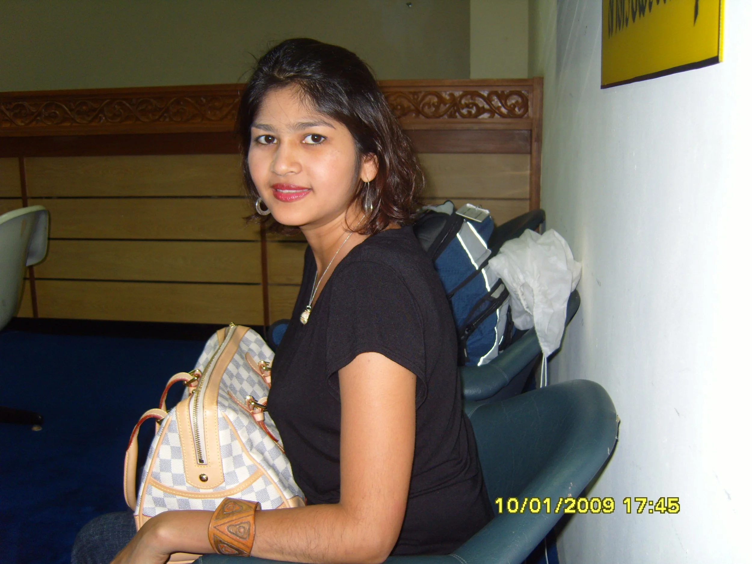 2009 Nakhonsitthammarat Family pics (6).JPG