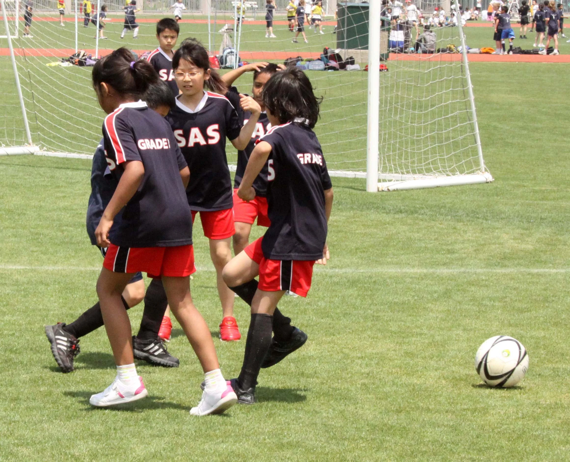 SAS THIRD GRADE SOCCER DAY (63).JPG