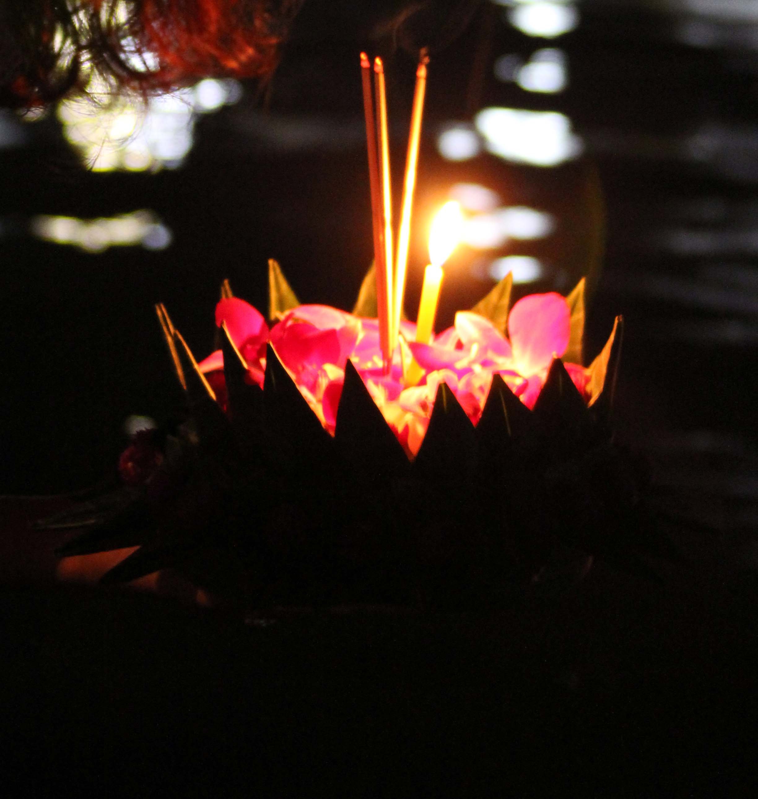 2013 Loy Krathong in Bangkok (49).JPG