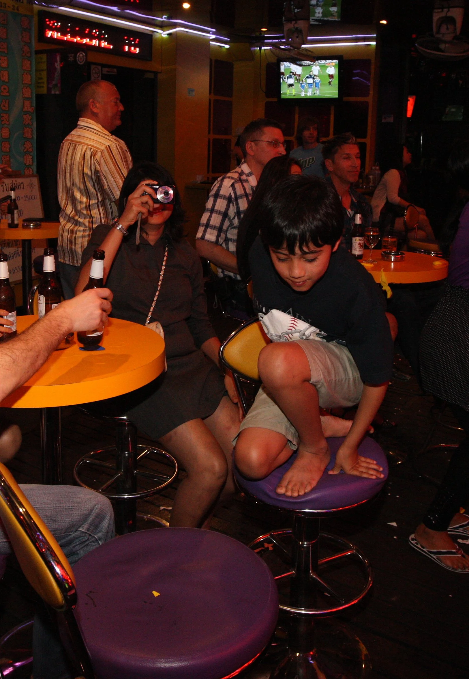 2012 Bangkok New Year's Eve on Soi Cowboy (28).JPG