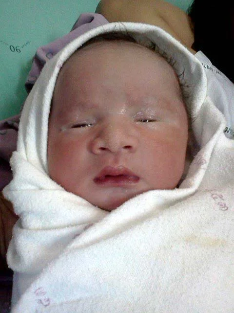 2011 Nakhonsithammarat Kak's Kid's Birth (42).jpg