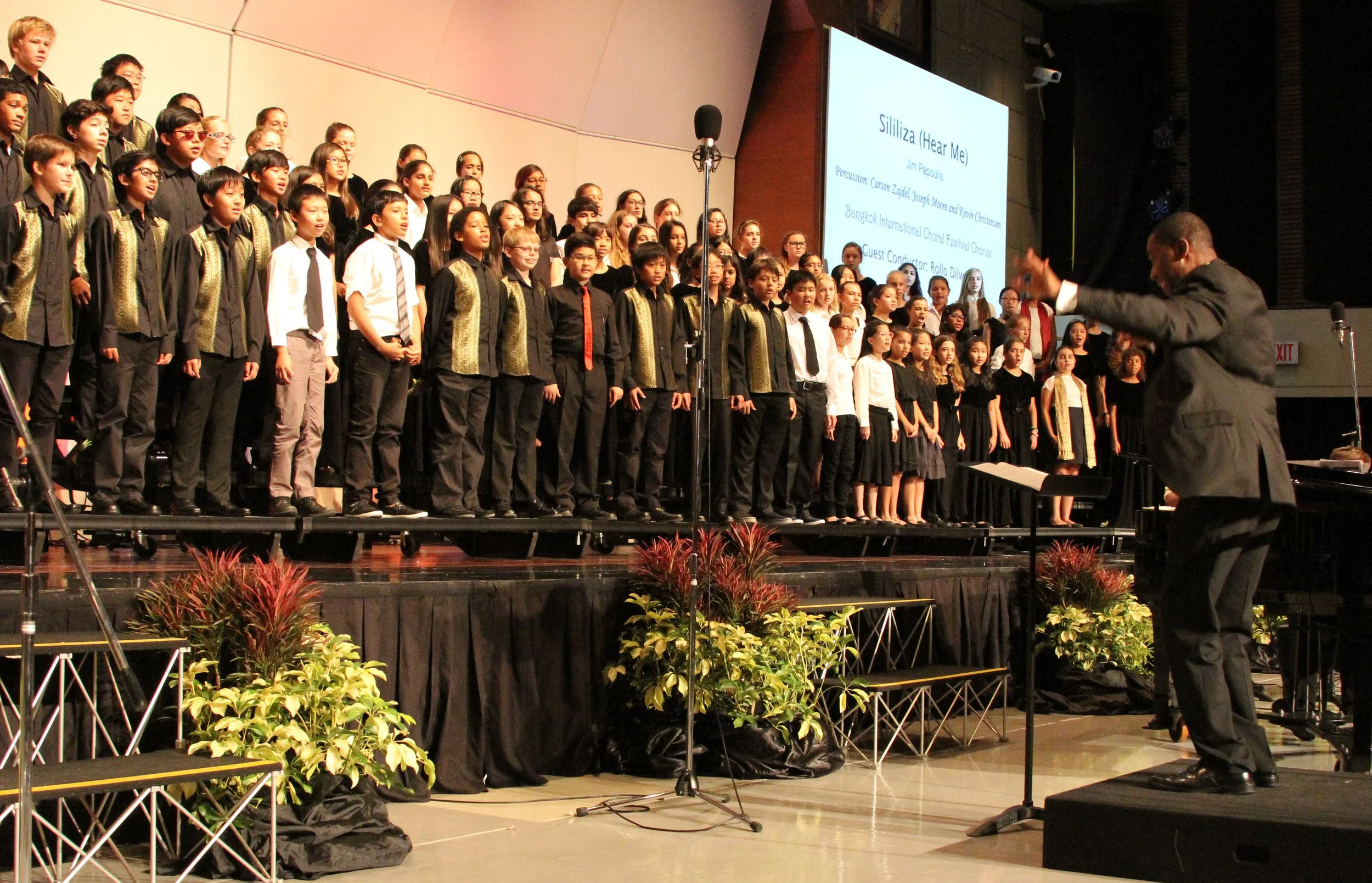 2014 Choir Concert at ISB (28).JPG