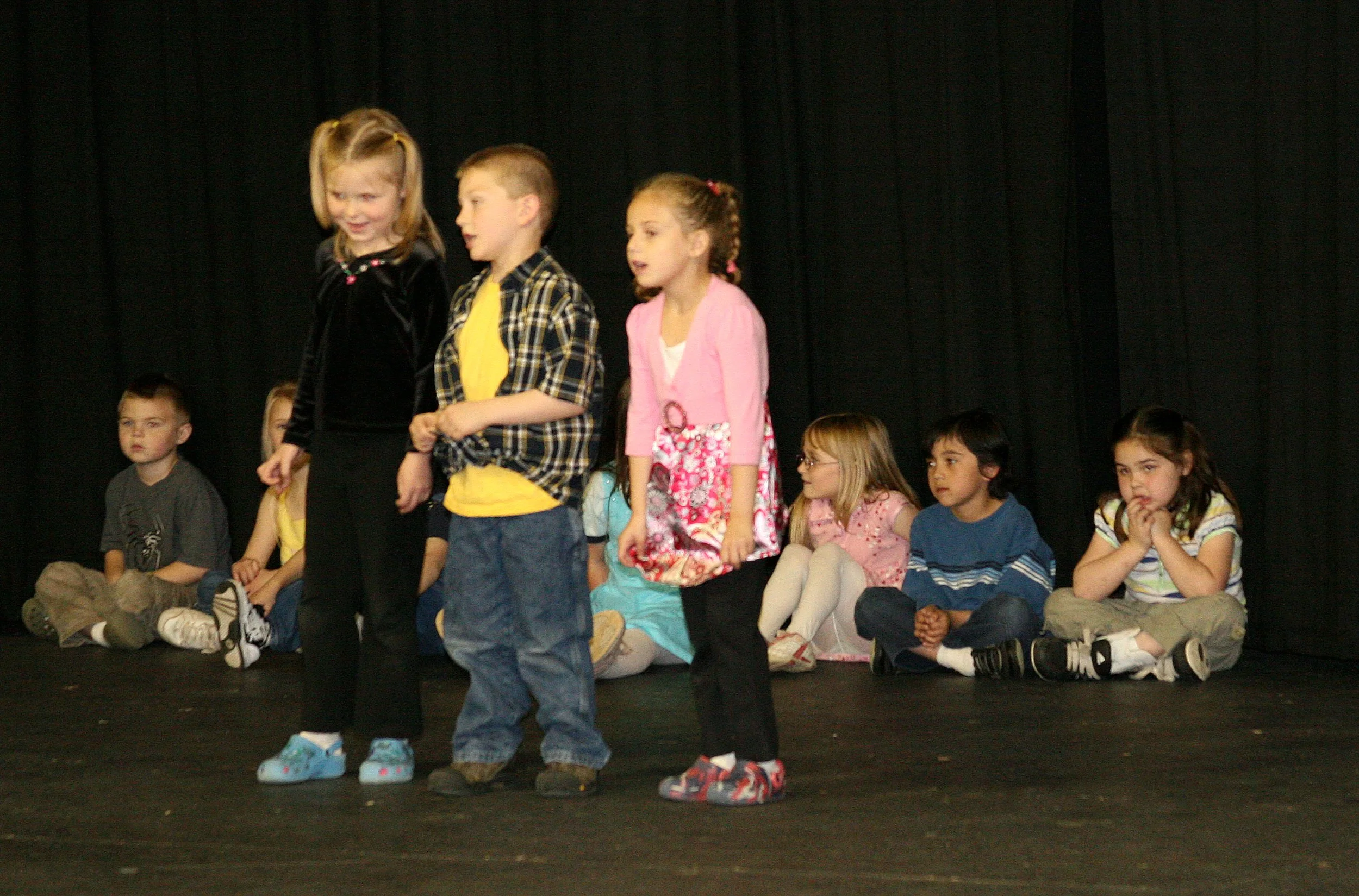 2008-6-12 COKIES KINDERGARTEN GRADUATION (26).JPG