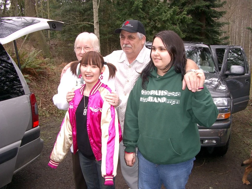 2004-3-6 SUGI AND JAPANESE GUESTS (12).JPG