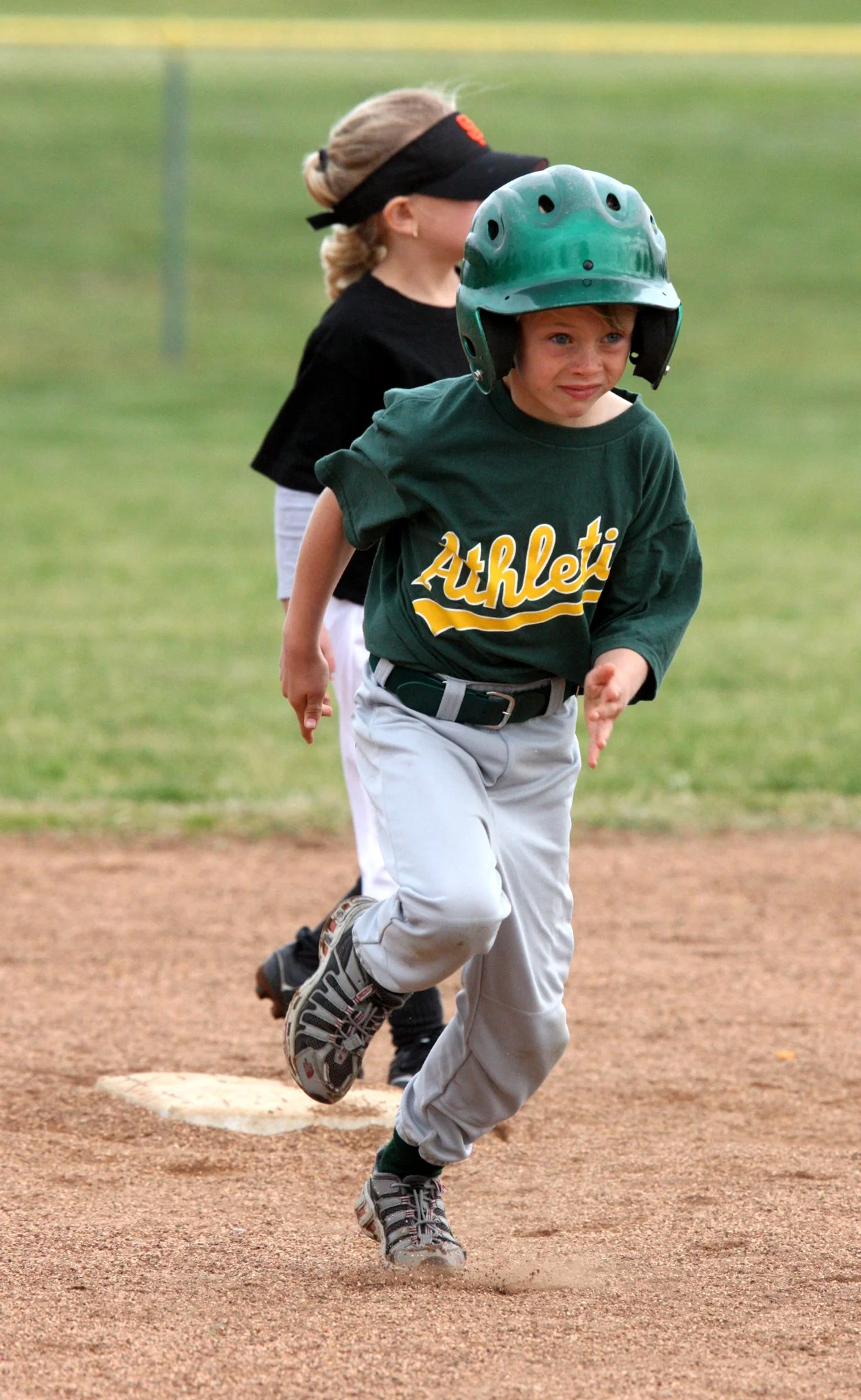 2010-4-10 ETHAN'S BIG GAME - SACRAMENTO - ROADTRIP 2010 (16).JPG