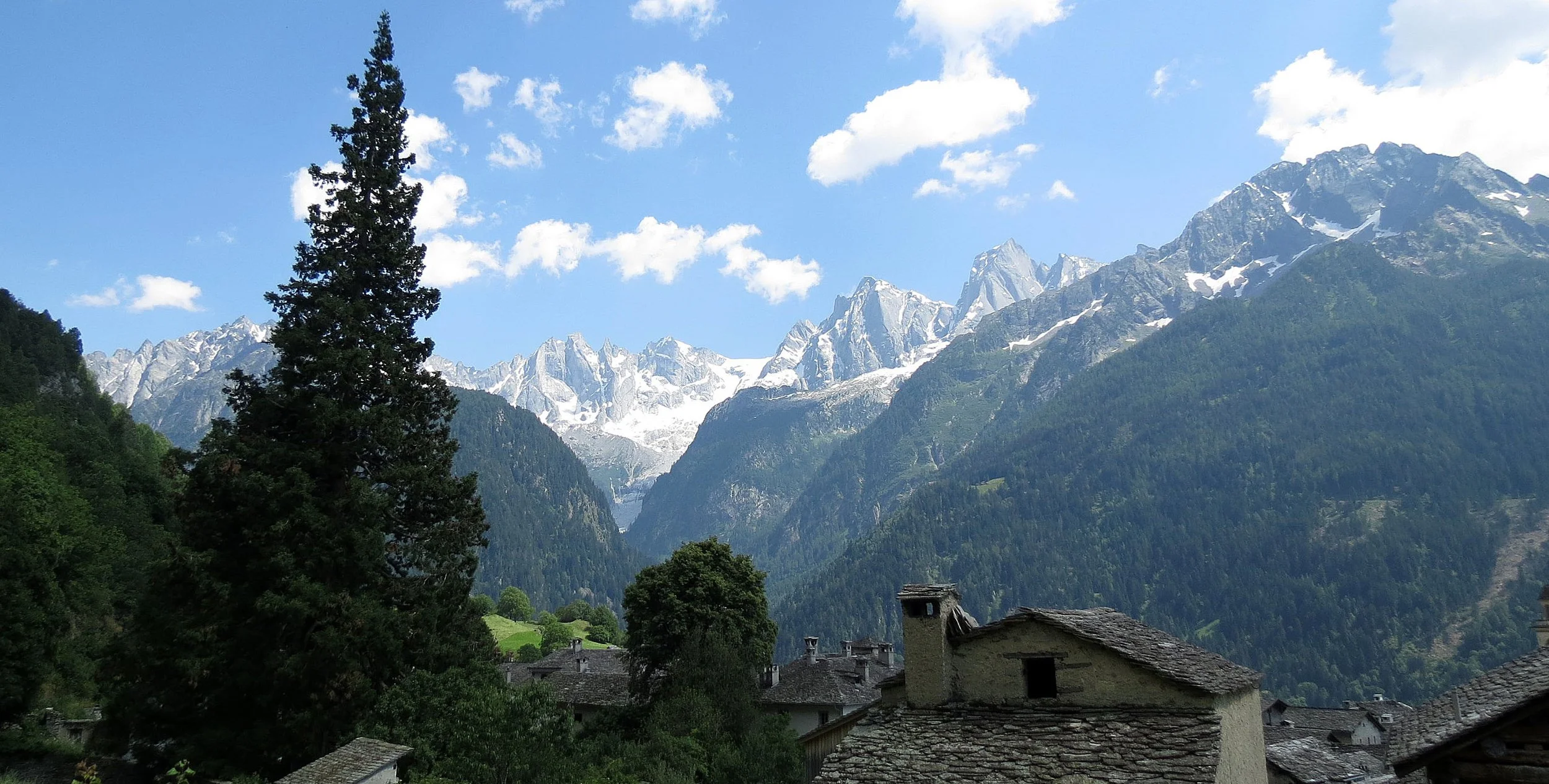 SOGLIO SWITZERLAND - JULY 2013 (2).JPG
