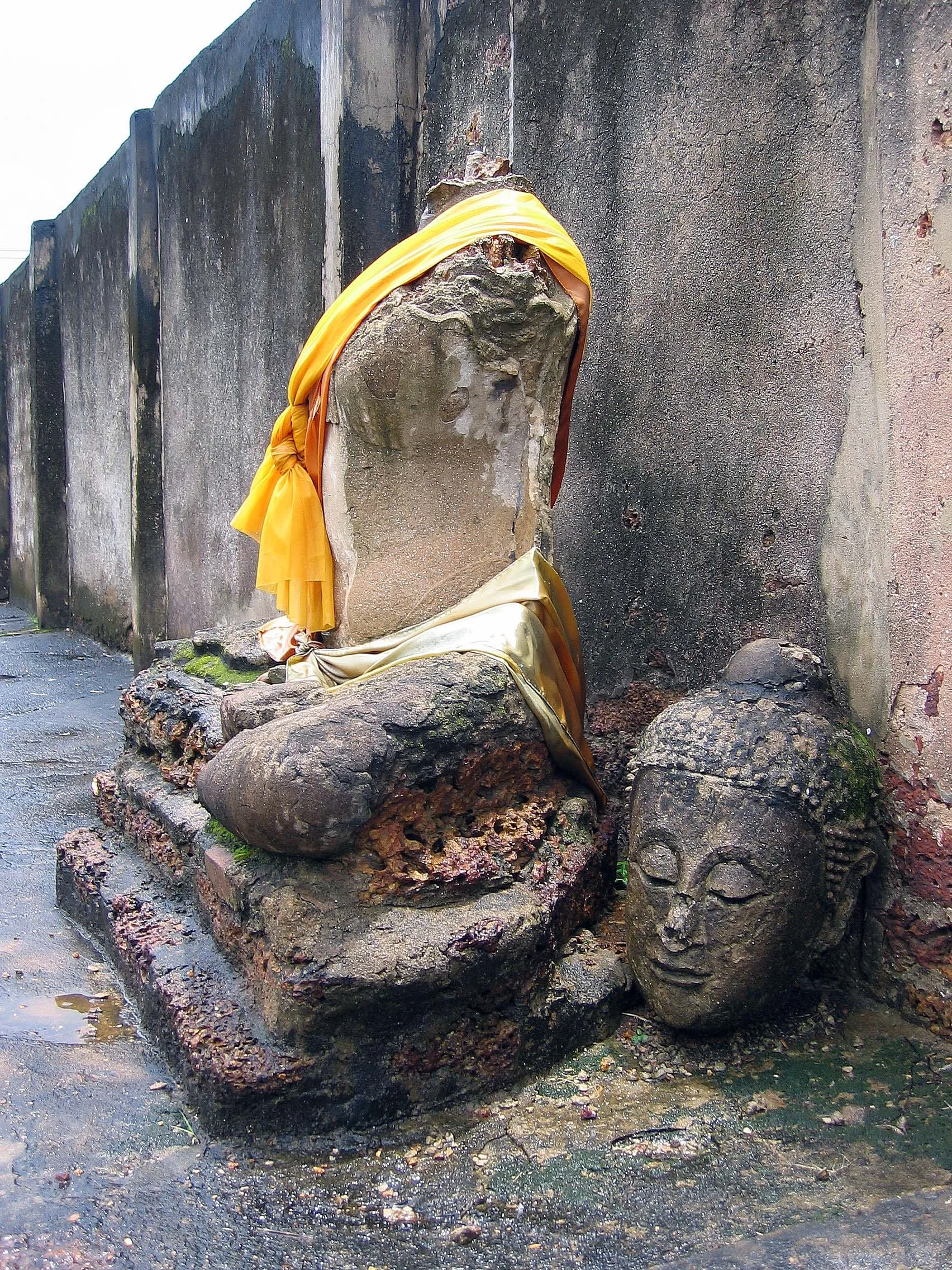 SRI SATCHANALAI - 2006 (13).jpg