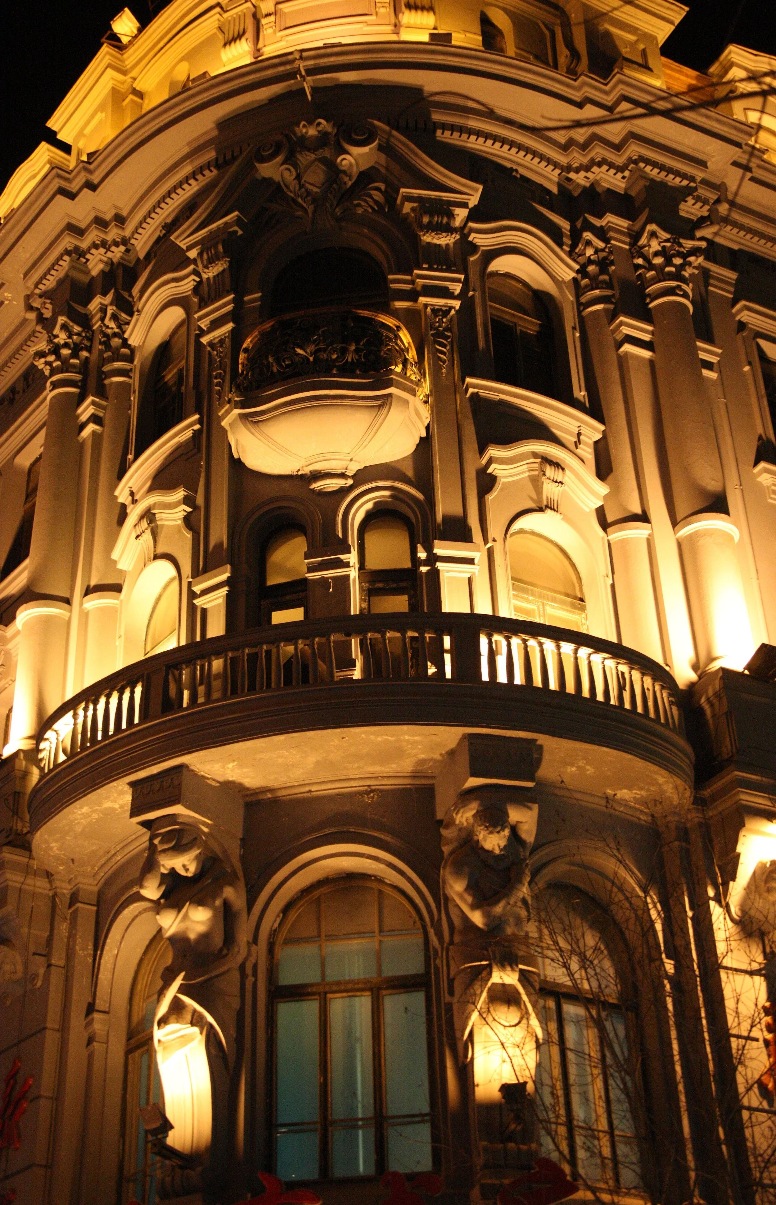 ZHONGYANG PEDESTRIAN STREET HARBIN CHINA (49).JPG