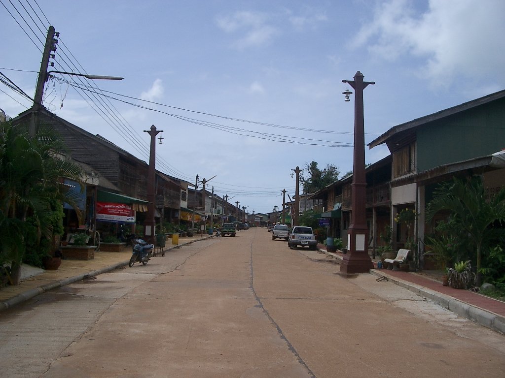 KOH LANTA - OLD TOWN - 2004 (3).JPG