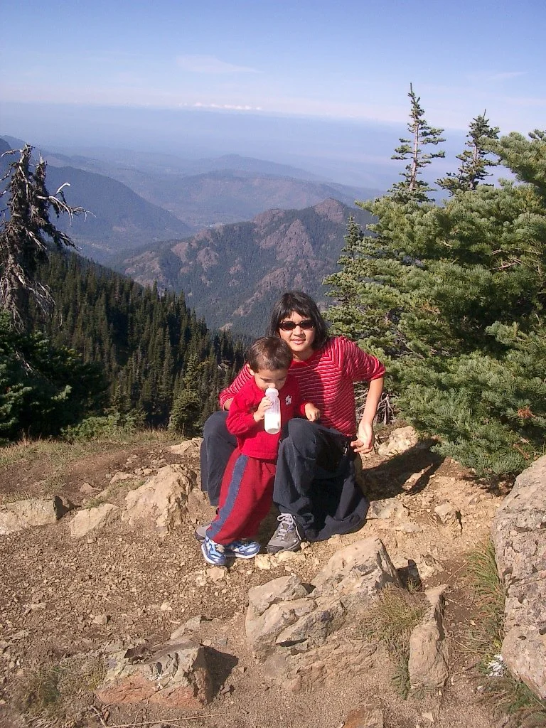 2004-9-25 HIKING THE RIDGE (7).JPG