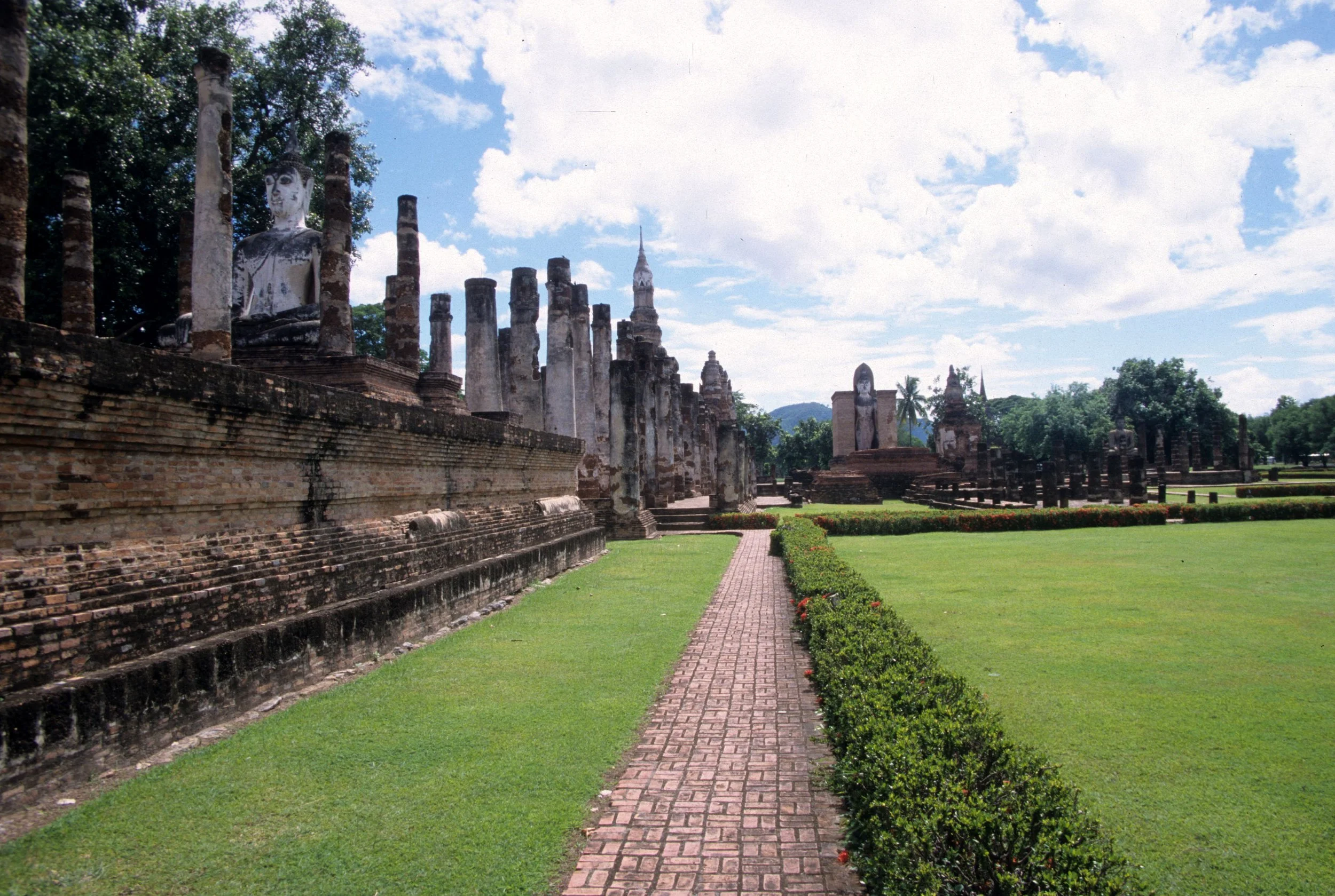 SUKHOTHAI DSS.jpg