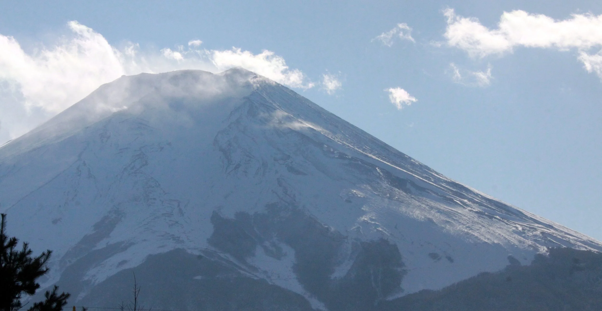 MOUNT FUJI - AS SEEN FROM FUJINOMIYA JAPAN (6).JPG
