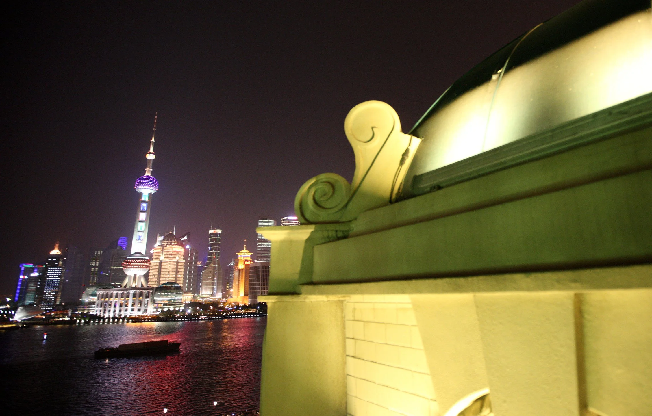 2011-4-29 NIGHT AT SHOOK AT 19 BUND SHANGHAI (209).JPG