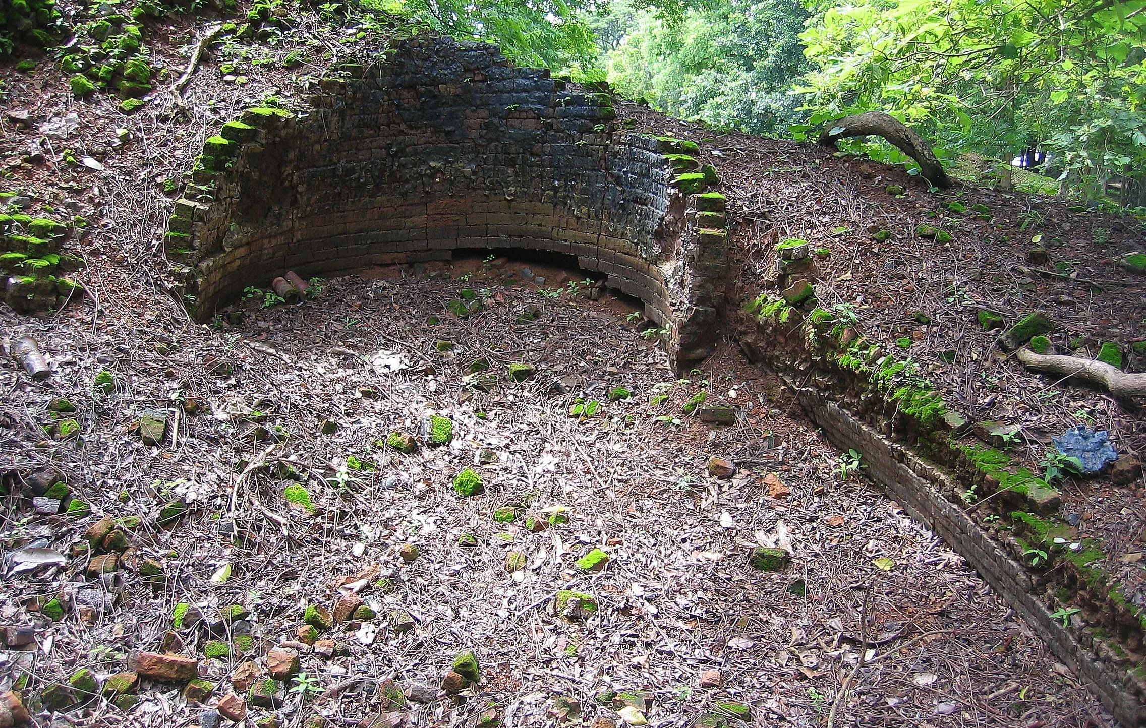 SRI SATCHANALAI - SAWANKOLOK KILNS - 2006 (3).jpg