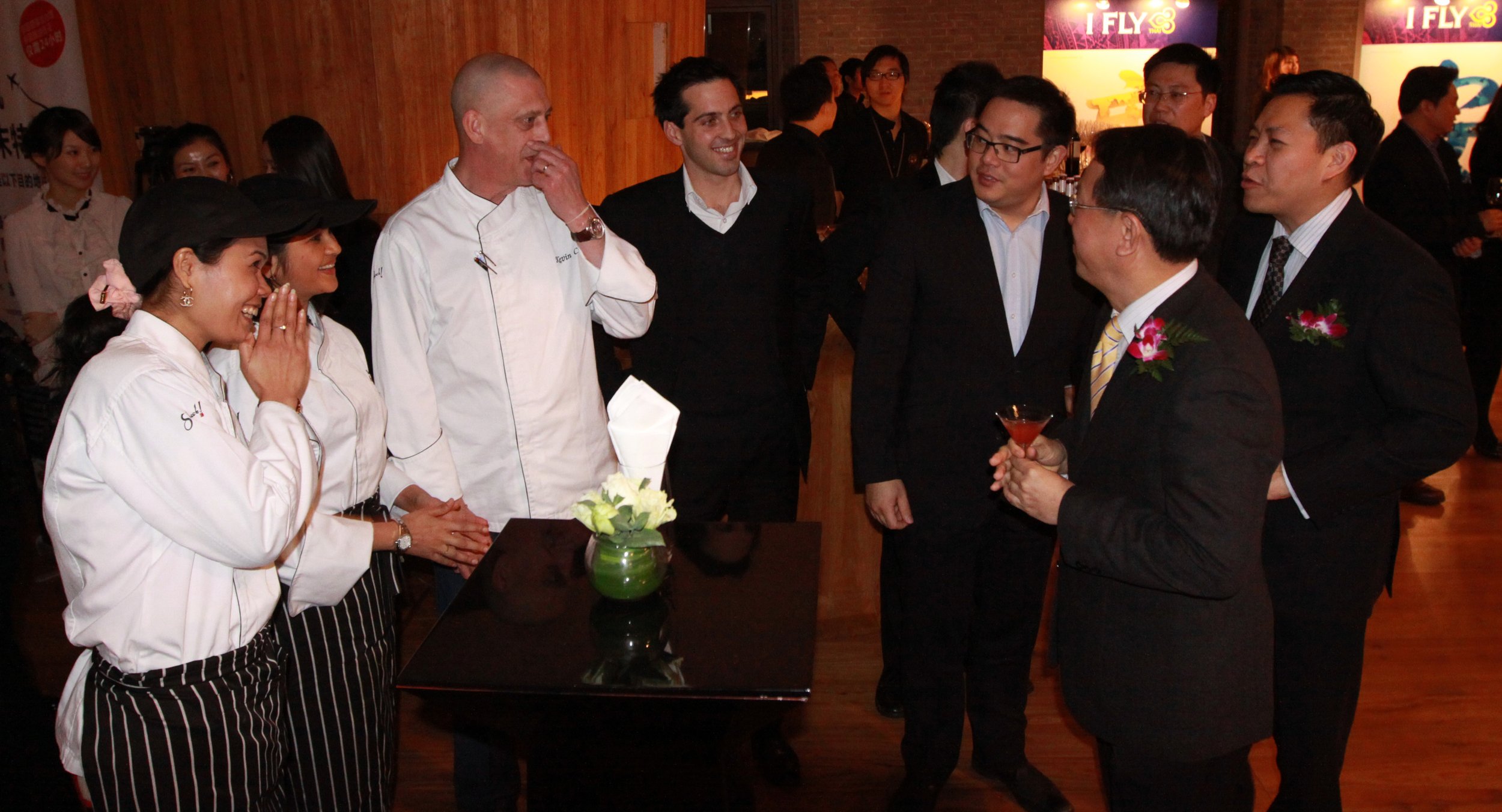 THAI CONSULATE DINNER AND BENEFIT (54).JPG