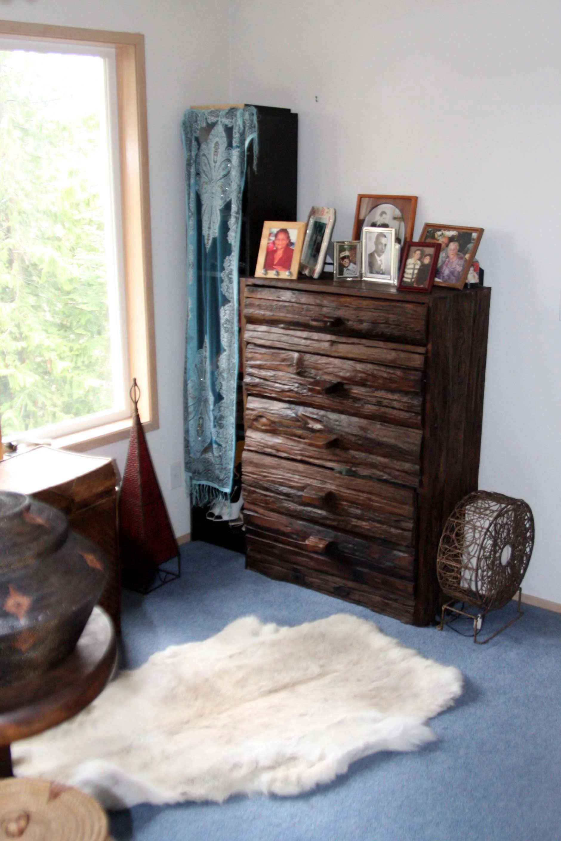 2009-4-24 - HOUSE - MASTER SUITE - THIRD LEVEL (3).JPG