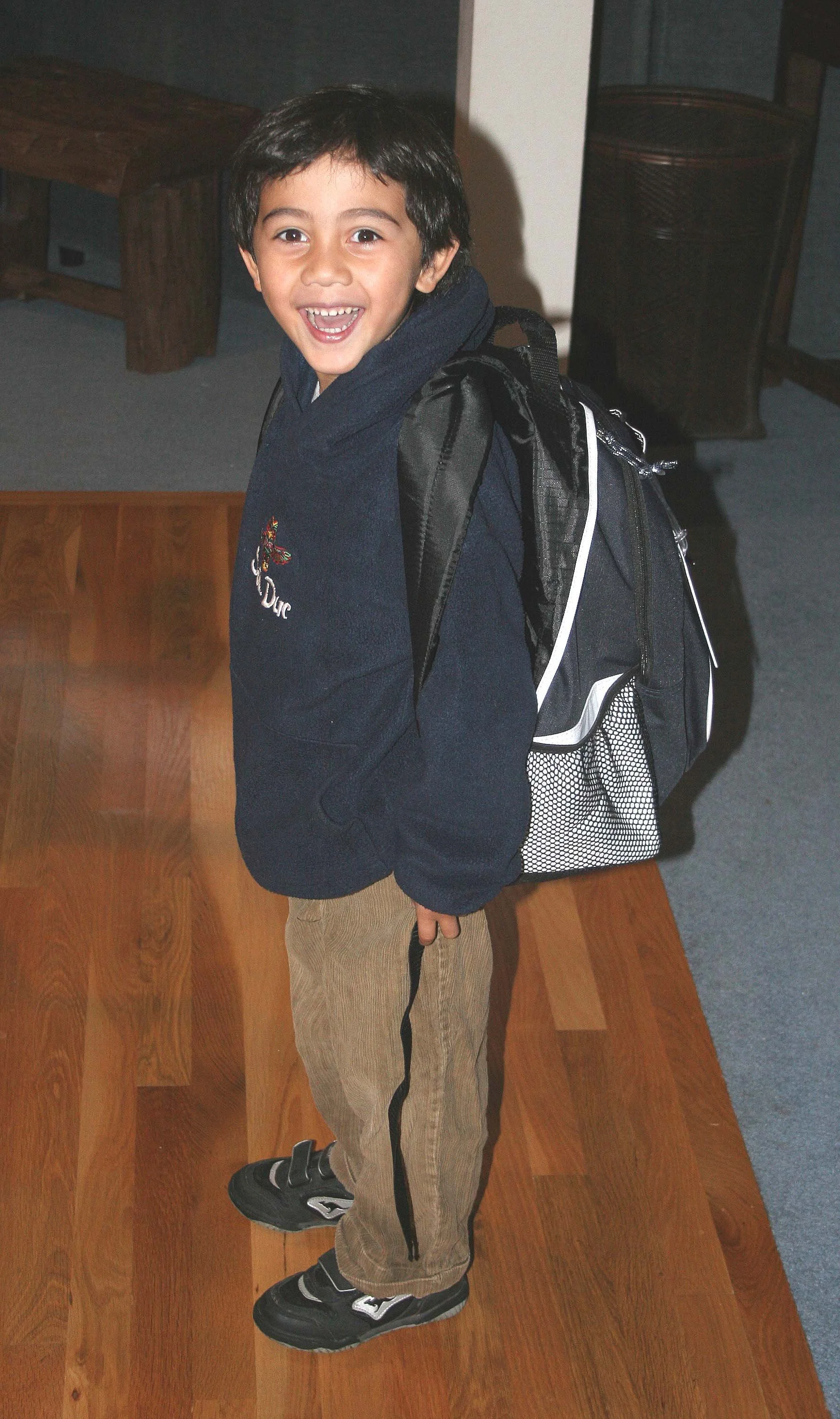 2007-9-5 COKIES FIRST DAY OF SCHOOL 2007 CRESCENT SCHOOL KINDERGARTEN.jpg