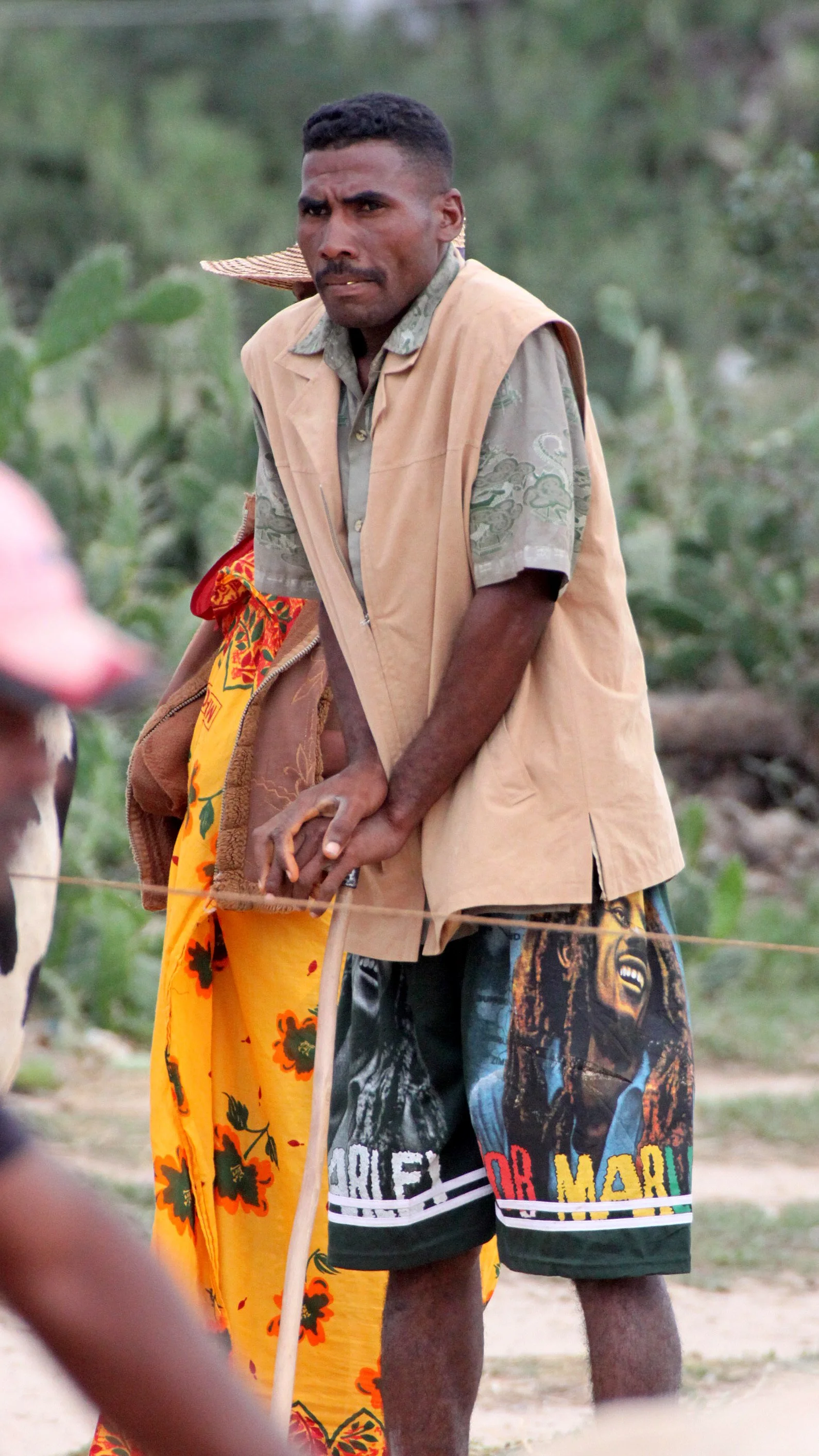 ANTANDROY VILLAGE - ZEBU MARKET DAY (9).JPG