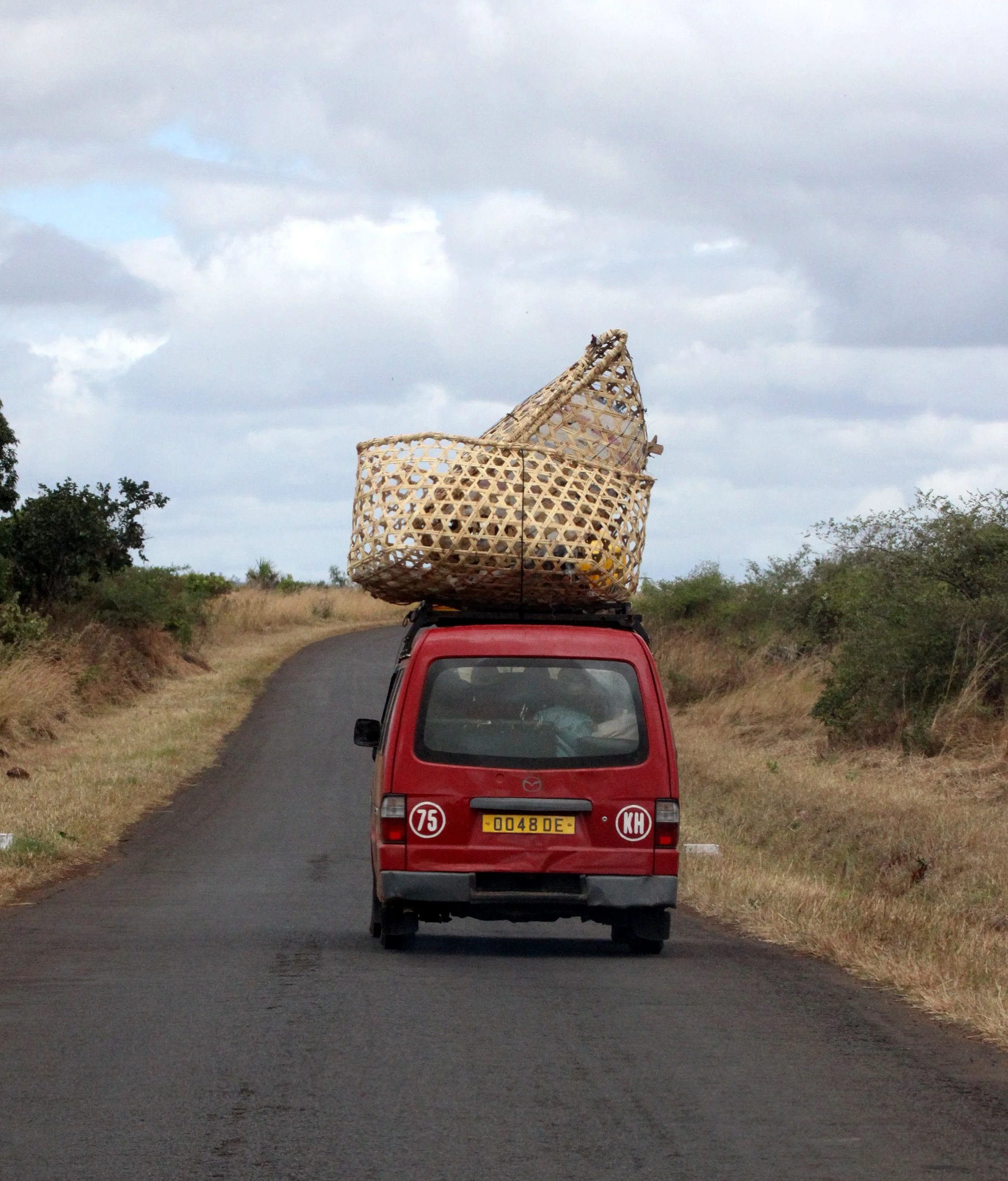 ANKARANA NATIONAL PARK MADAGASCAR - ROAD SCENE.JPG