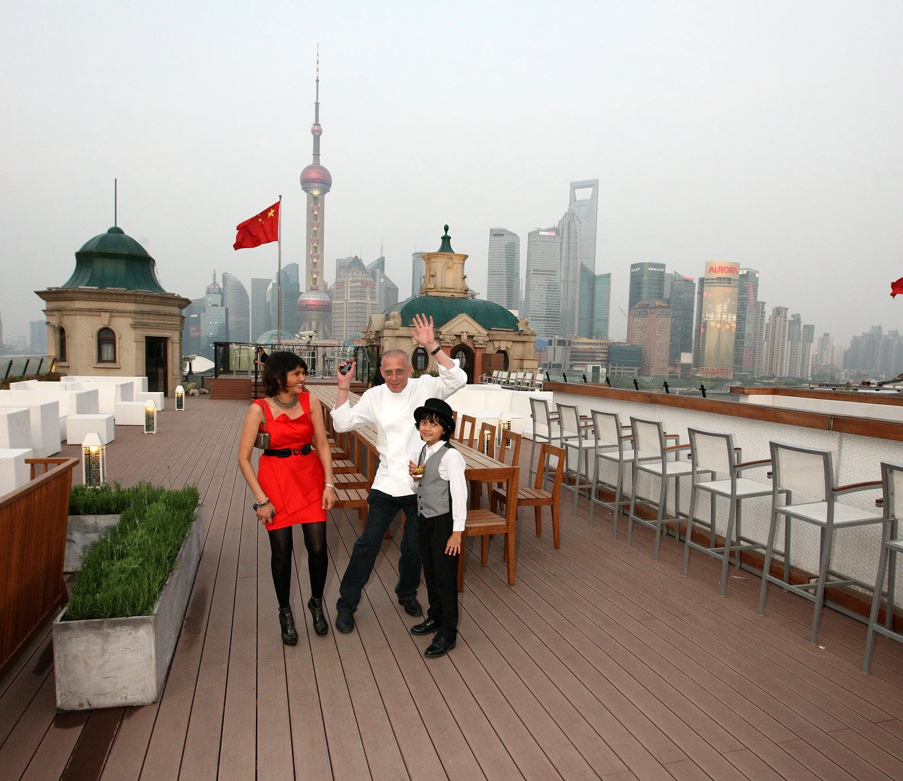 2011-4-29 NIGHT AT SHOOK AT 19 BUND SHANGHAI (114).JPG