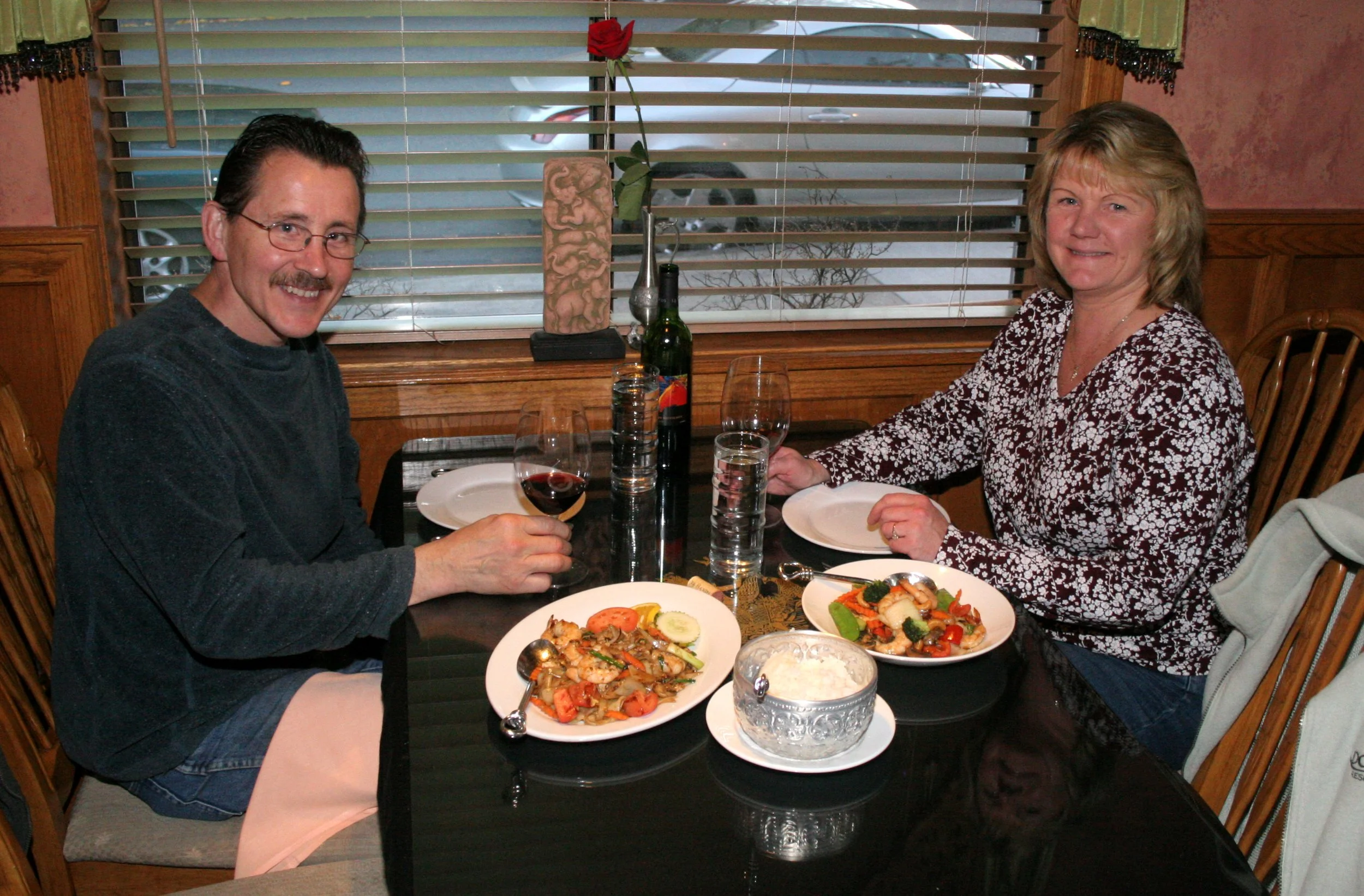 2008-10-25 DAY AT SABAI THAI (5).JPG