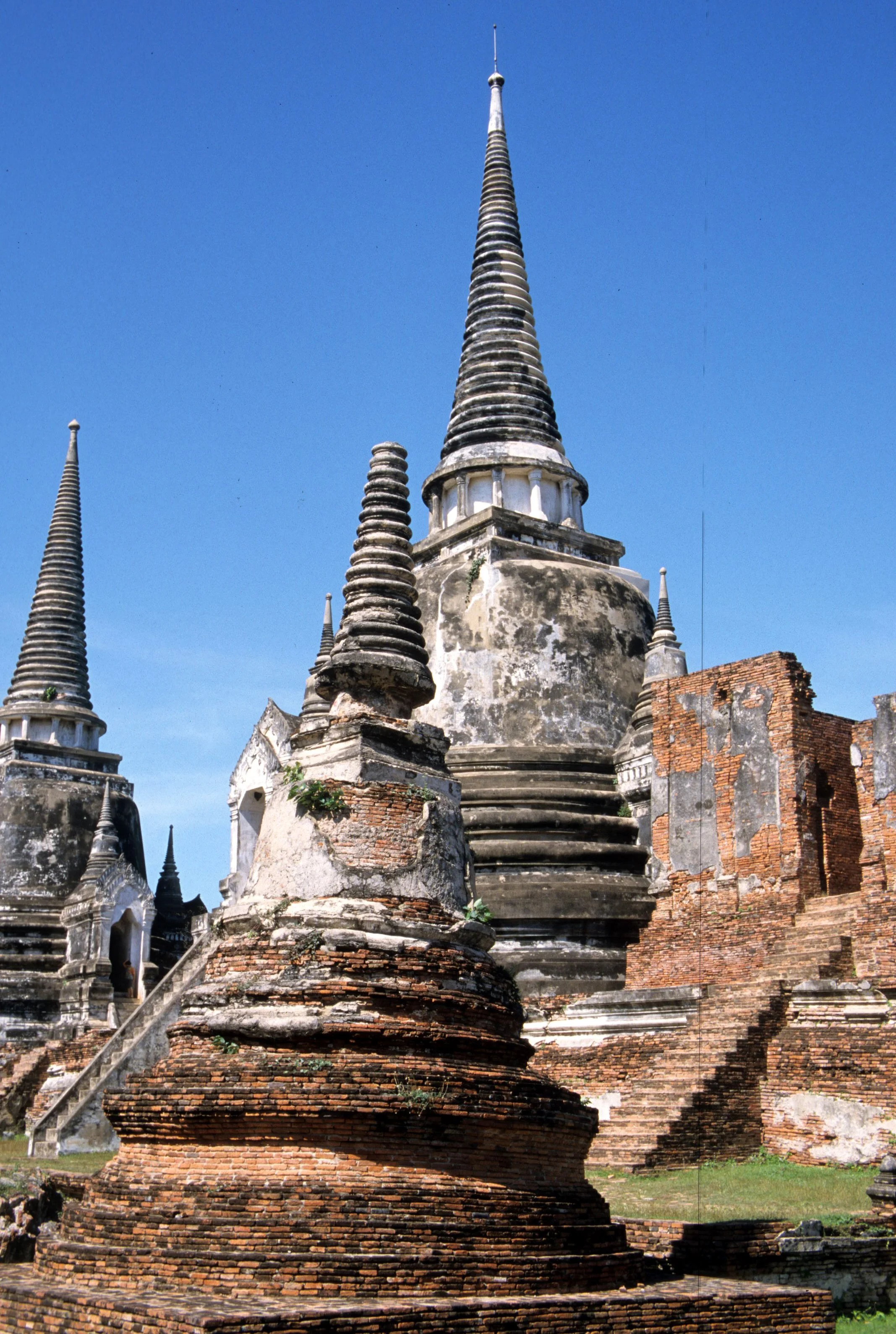 AYUDTHAYA - IMPERIAL PALACE RUINS P.jpg