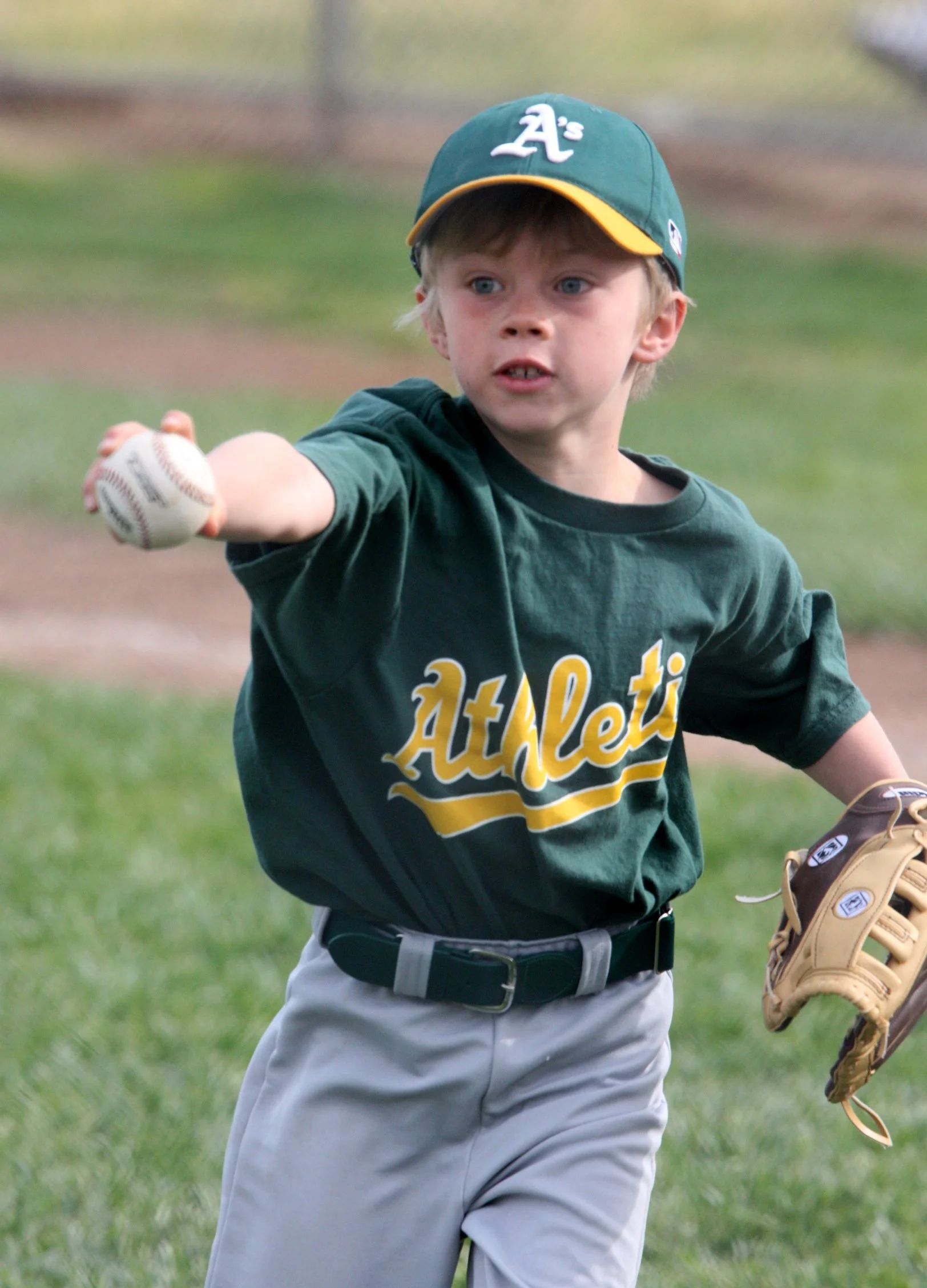 2010-4-10 ETHAN'S BIG GAME - SACRAMENTO - ROADTRIP 2010 (5).JPG