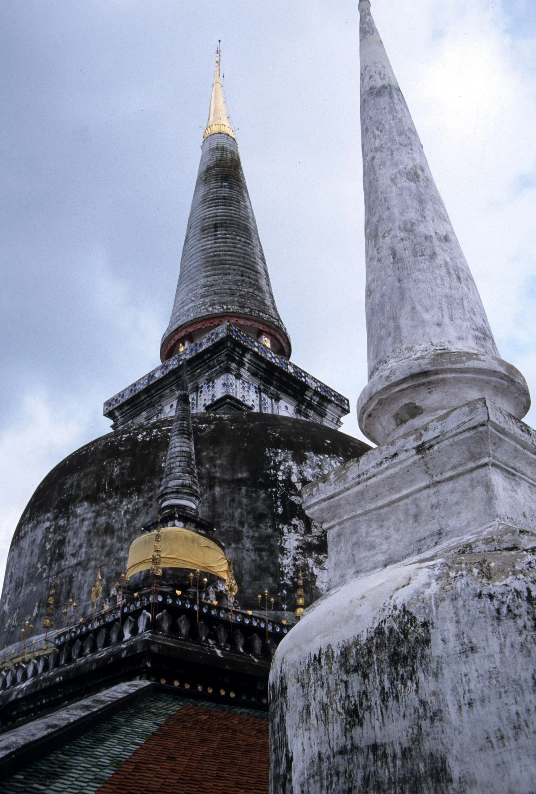 NAKHON - PRA MAHATAT WAT U.jpg