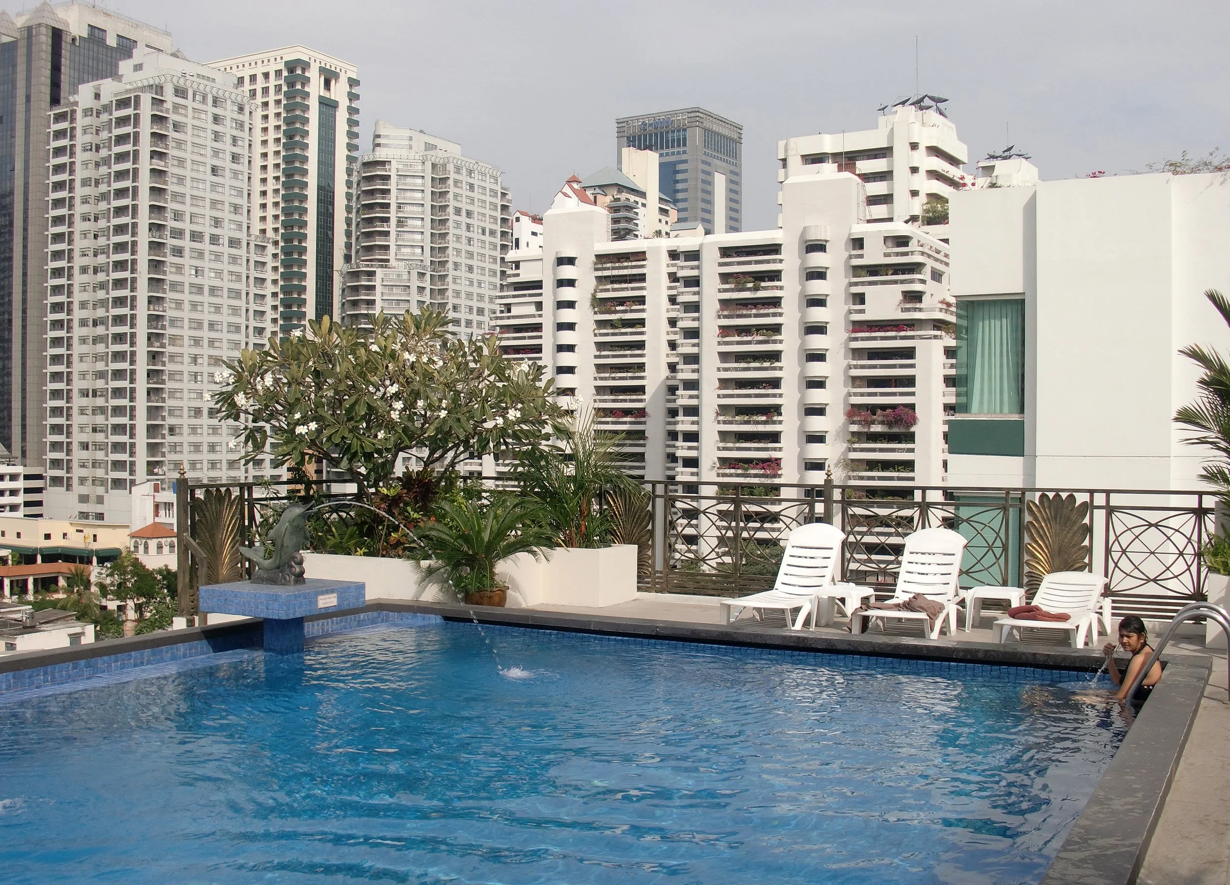 2011 Bangkok New Years Eve at Admiral Premier  (1).JPG